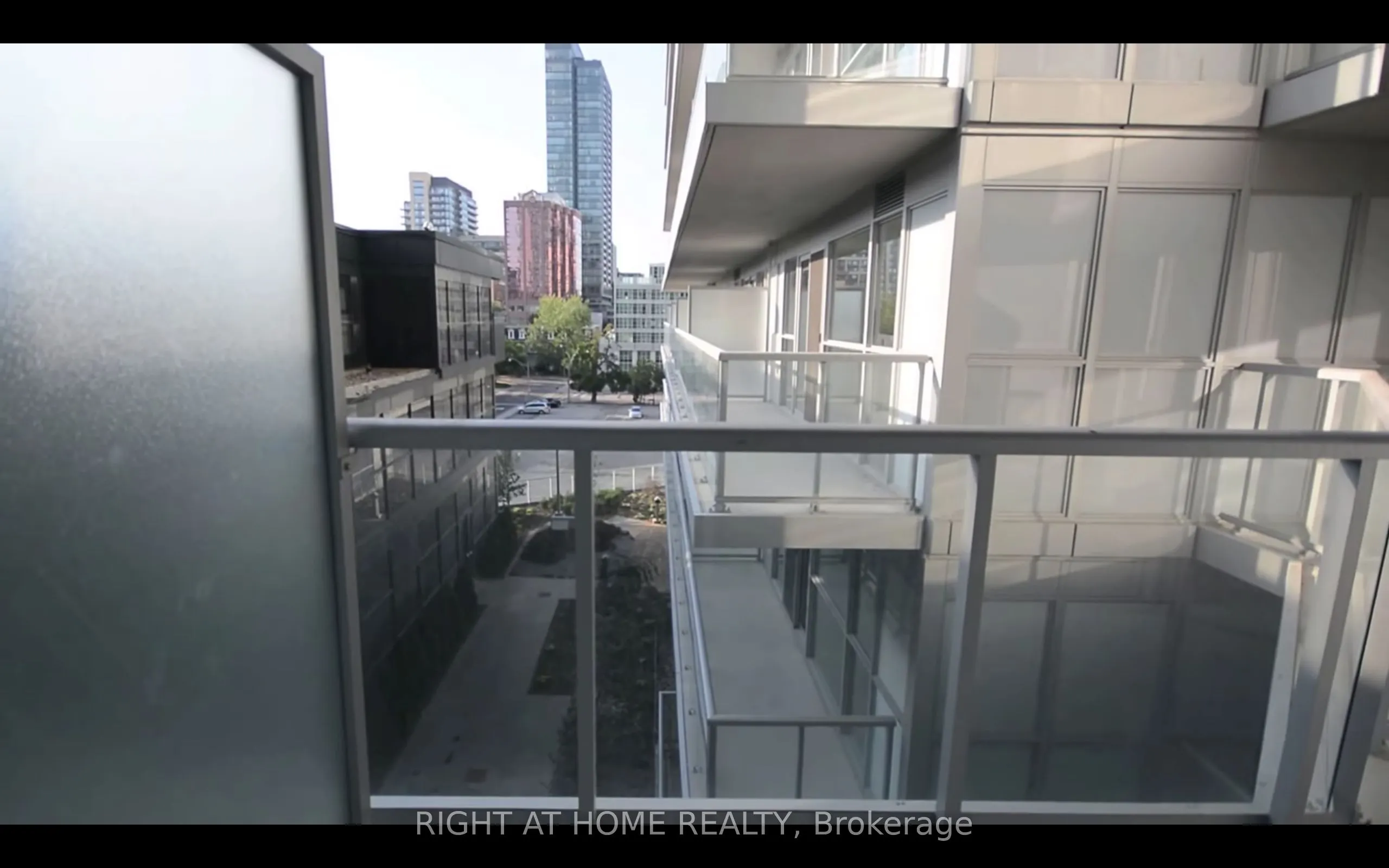 352 Front Street W, #1110