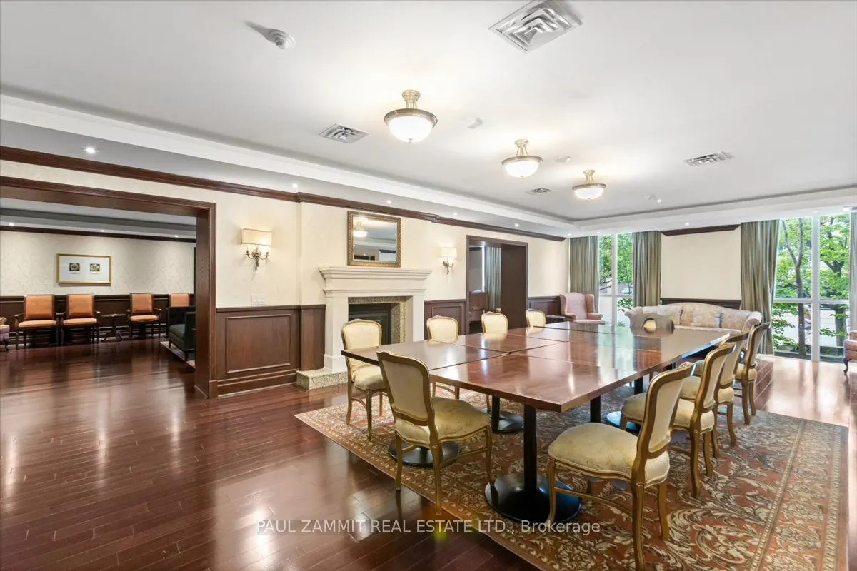 1 Clairtrell Road, #101