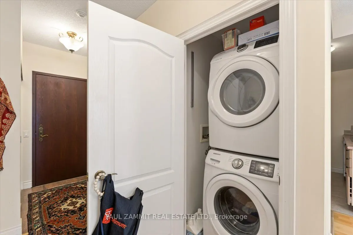 1 Clairtrell Road, #101