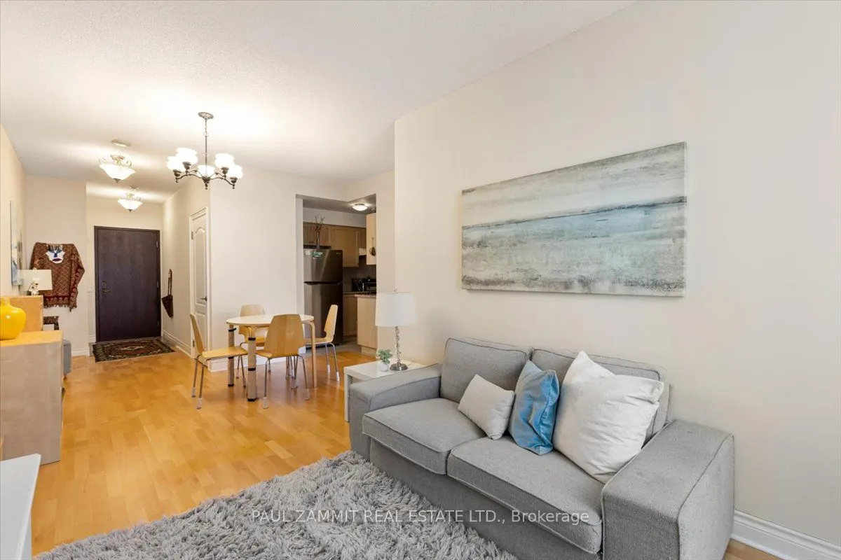1 Clairtrell Road, #101