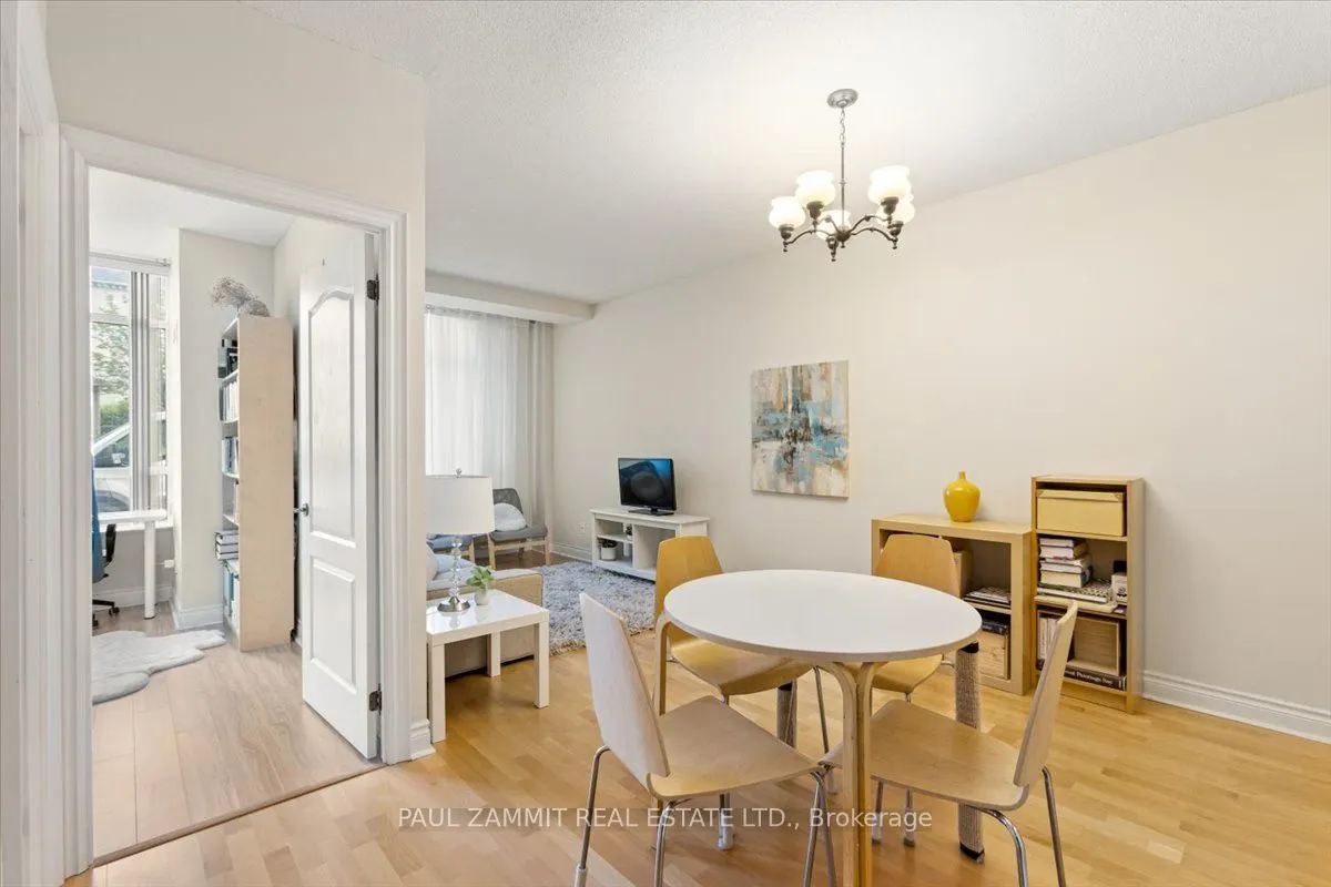 1 Clairtrell Road, #101