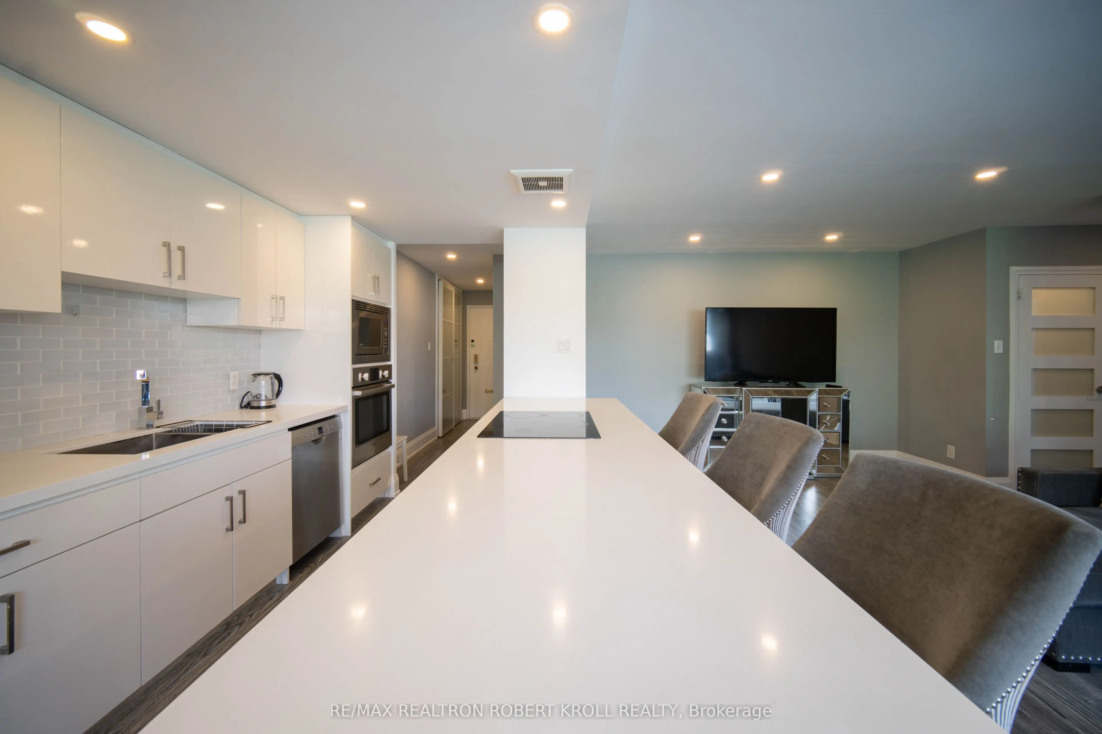 60 Montclair Avenue, #506