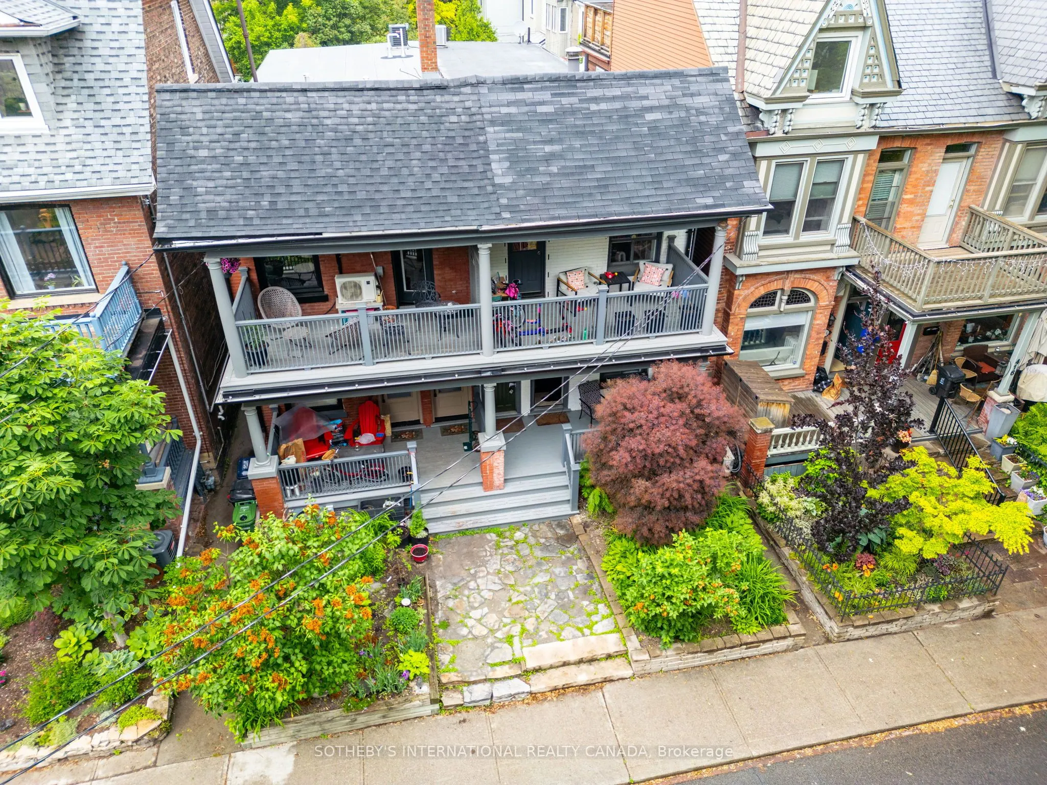 412 Wellesley Street E