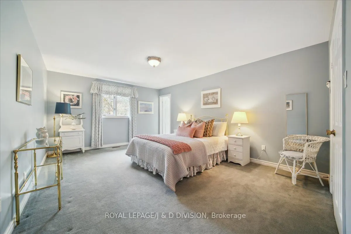 2 Ivor Road