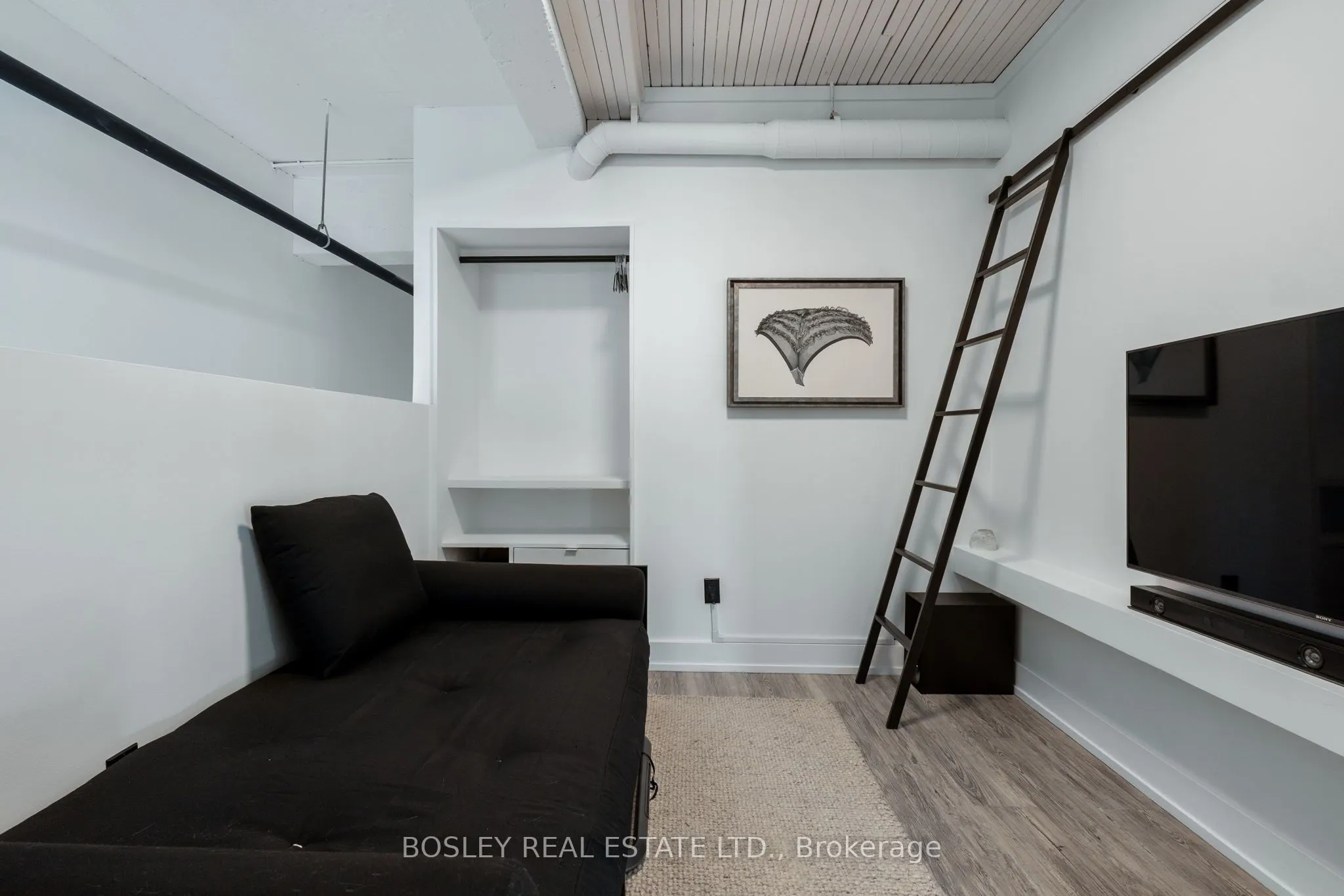 183 Dovercourt Road, #306