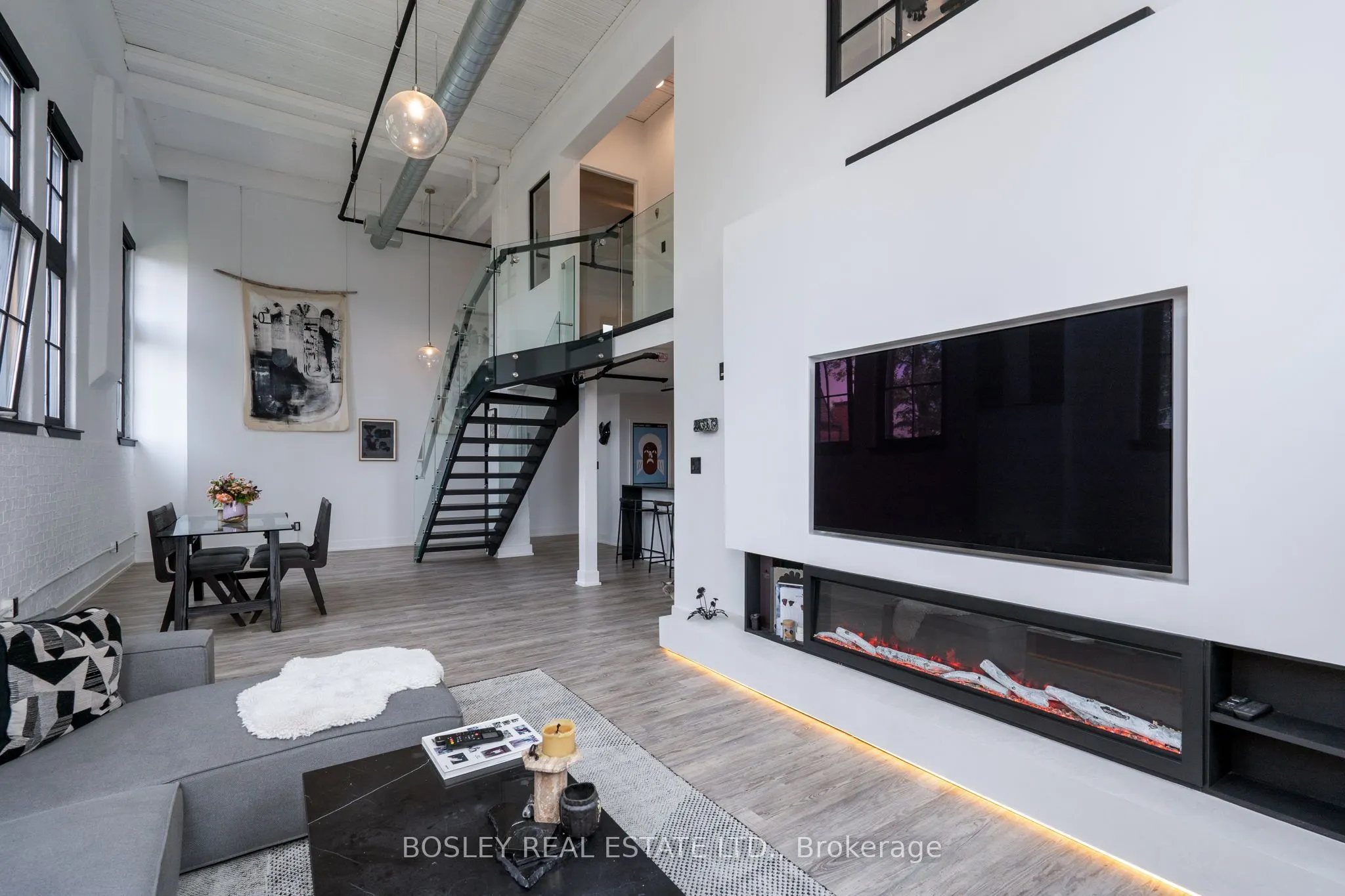 183 Dovercourt Road, #306