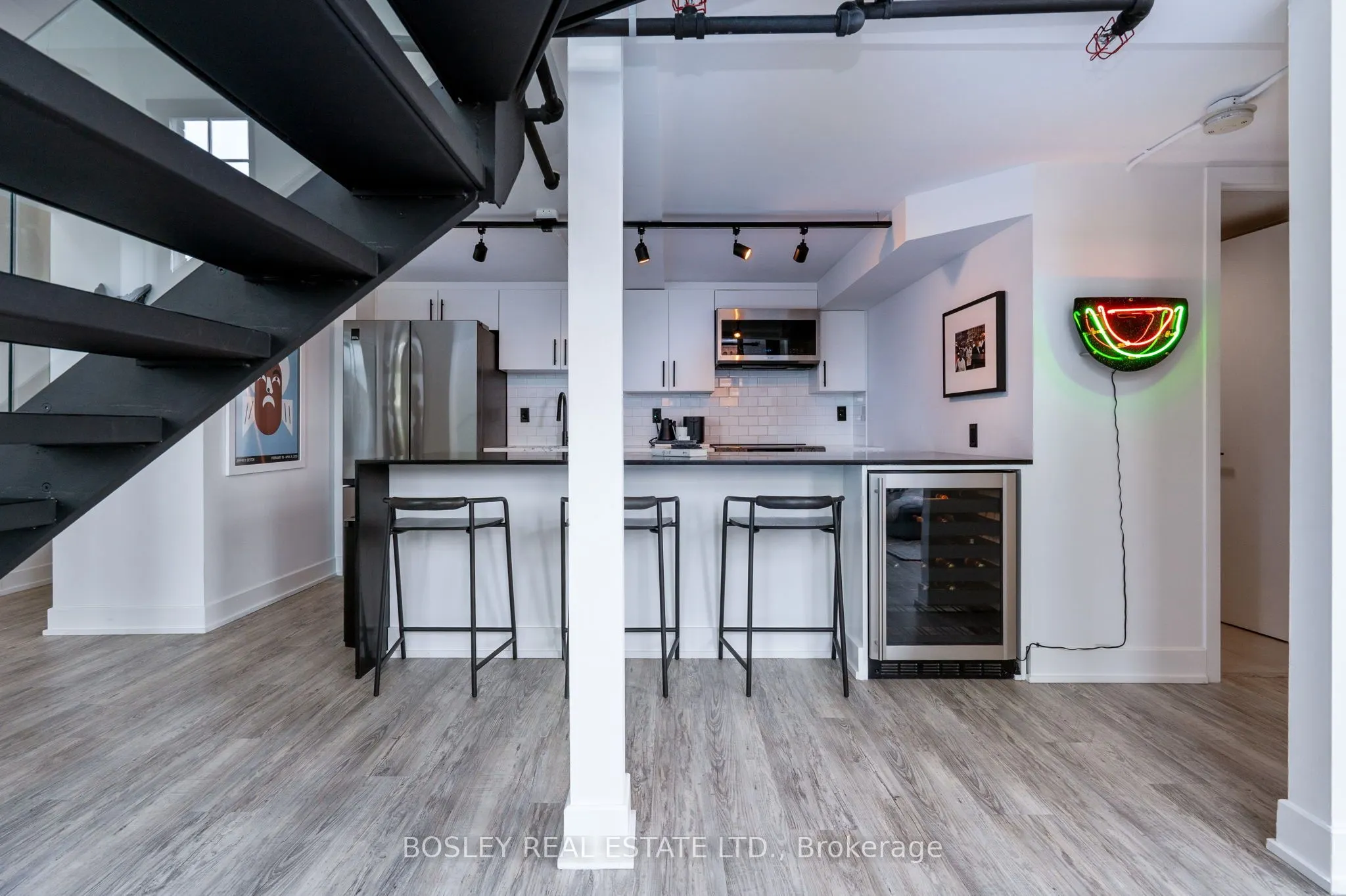 183 Dovercourt Road, #306