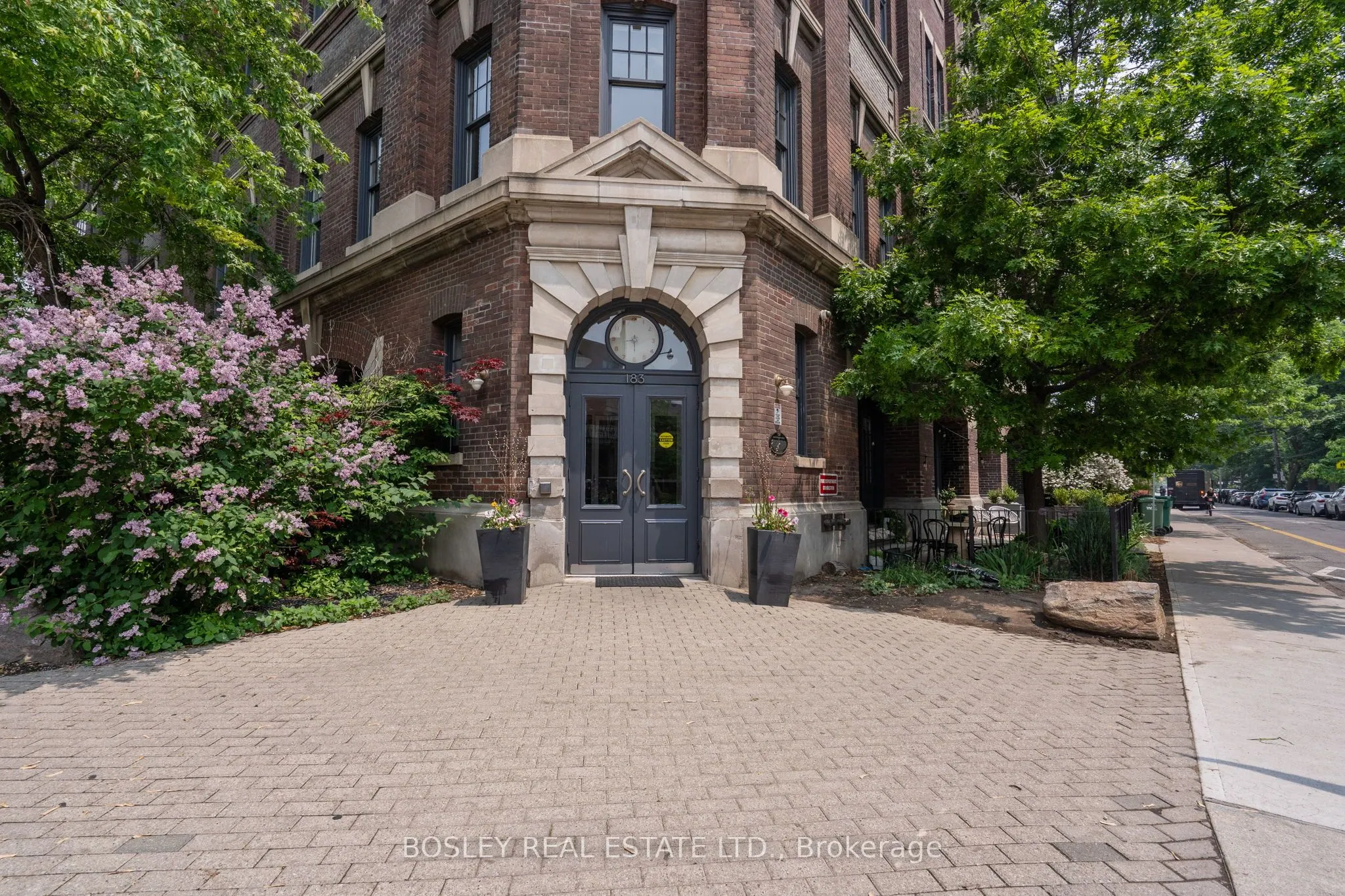 183 Dovercourt Road, #306