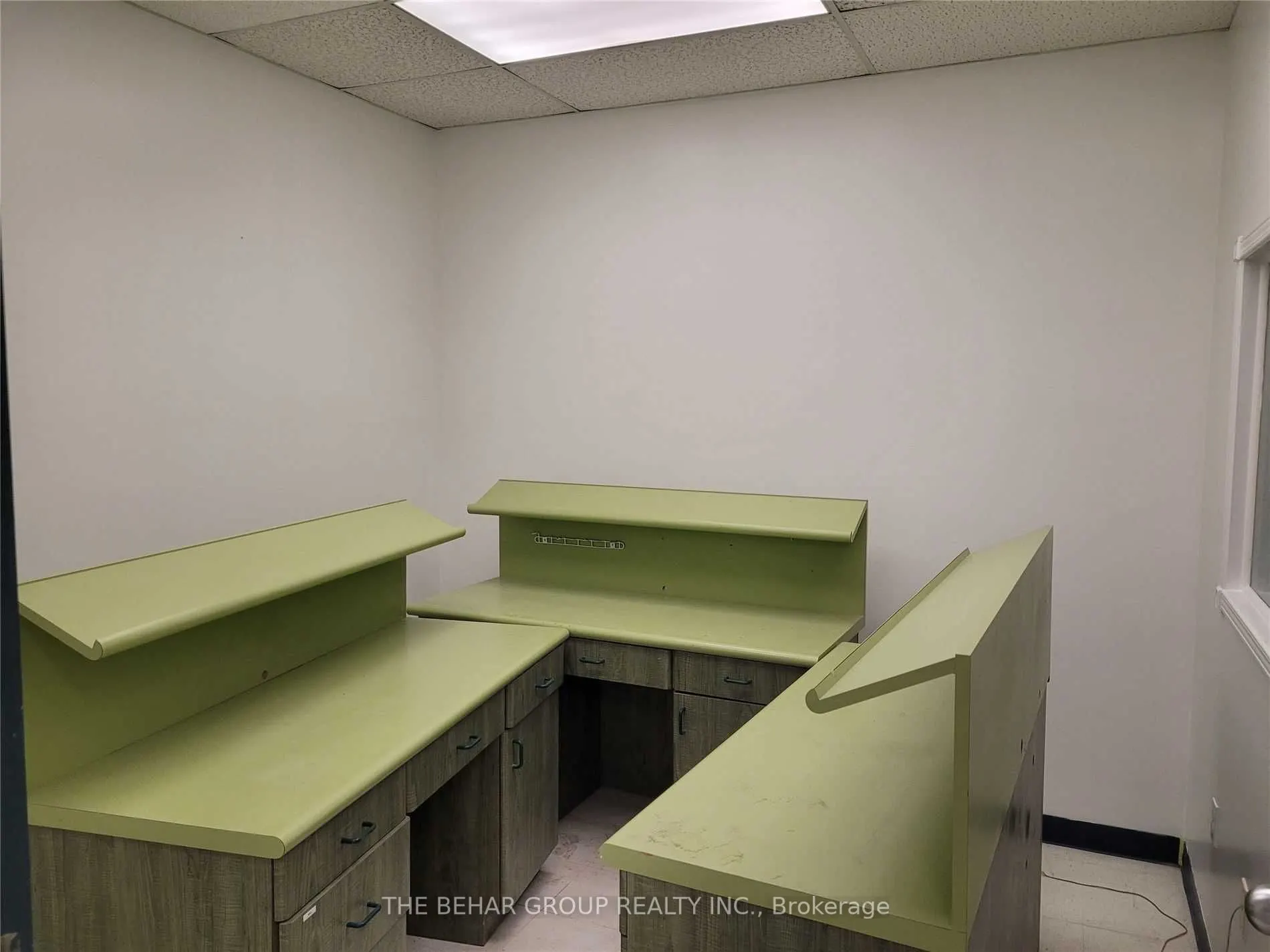 550 St. Clair Avenue W, #204
