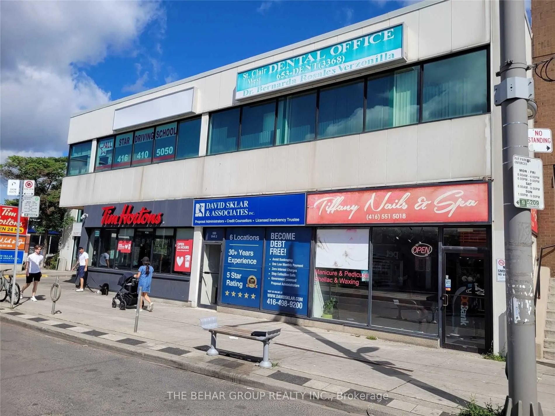 550 St. Clair Avenue W, #204