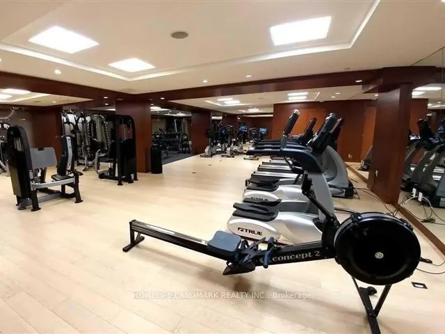 39 Queens Quay E #1029