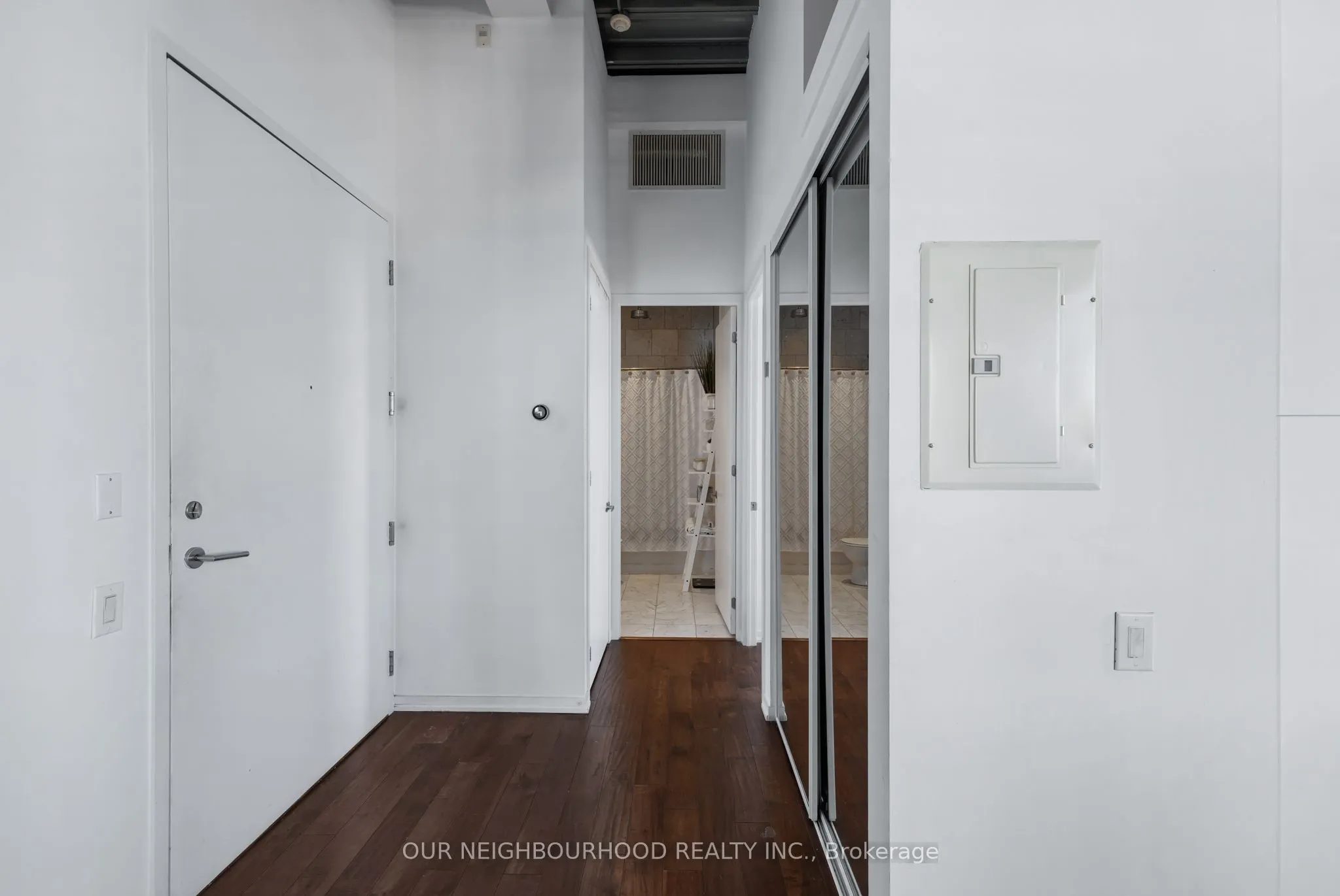 736 Dundas Street E, #PH2