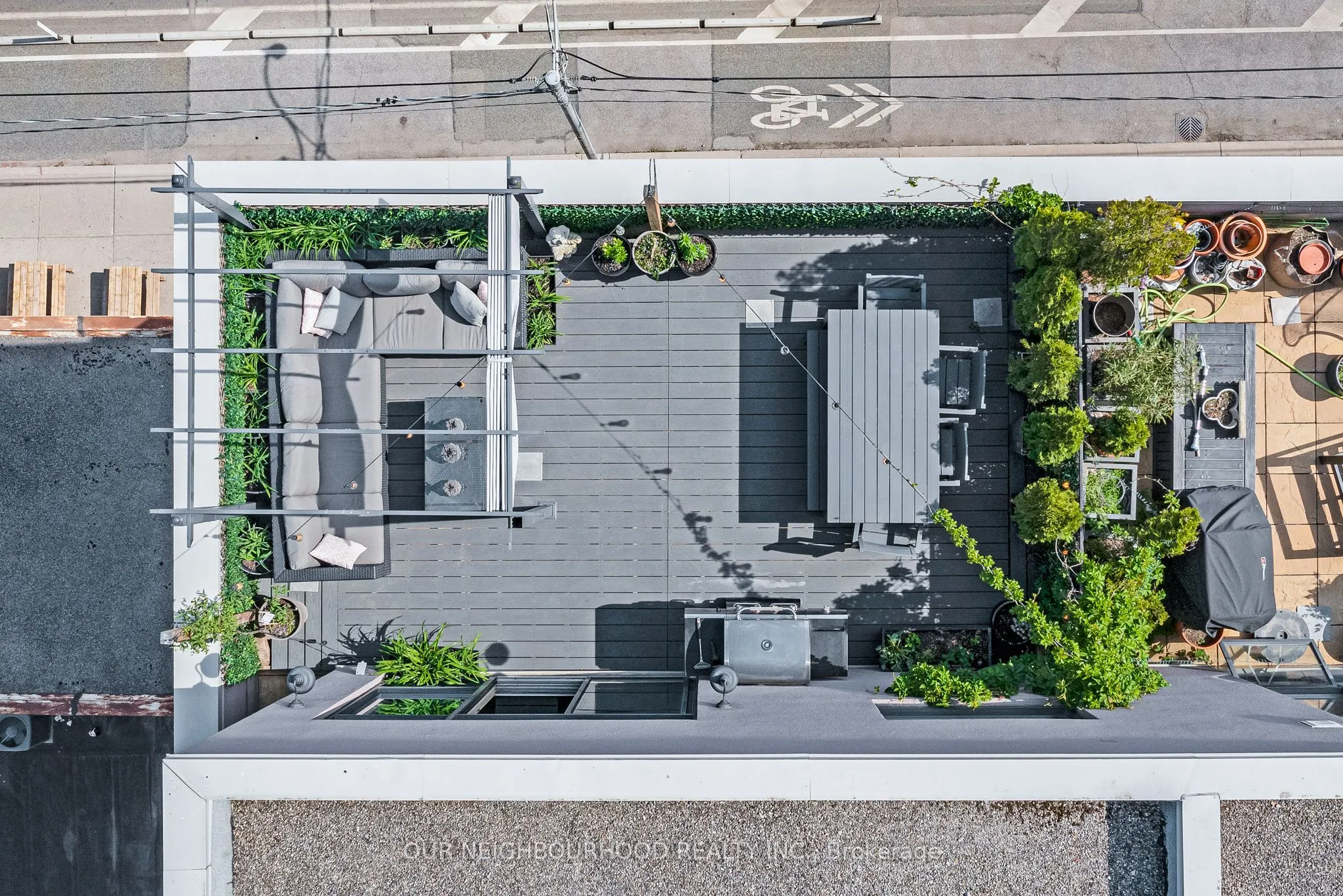 736 Dundas Street E, #PH2