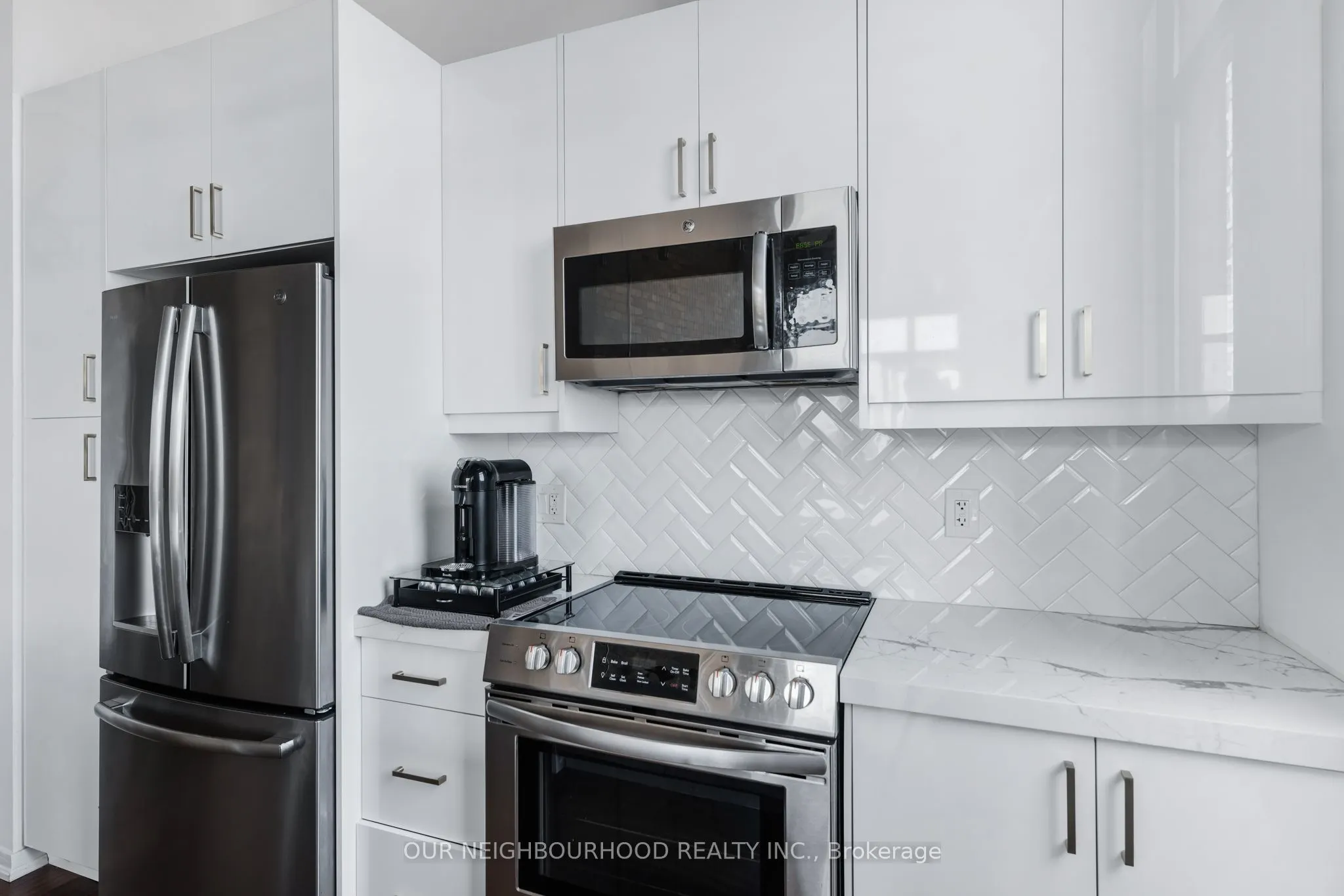 736 Dundas Street E, #PH2