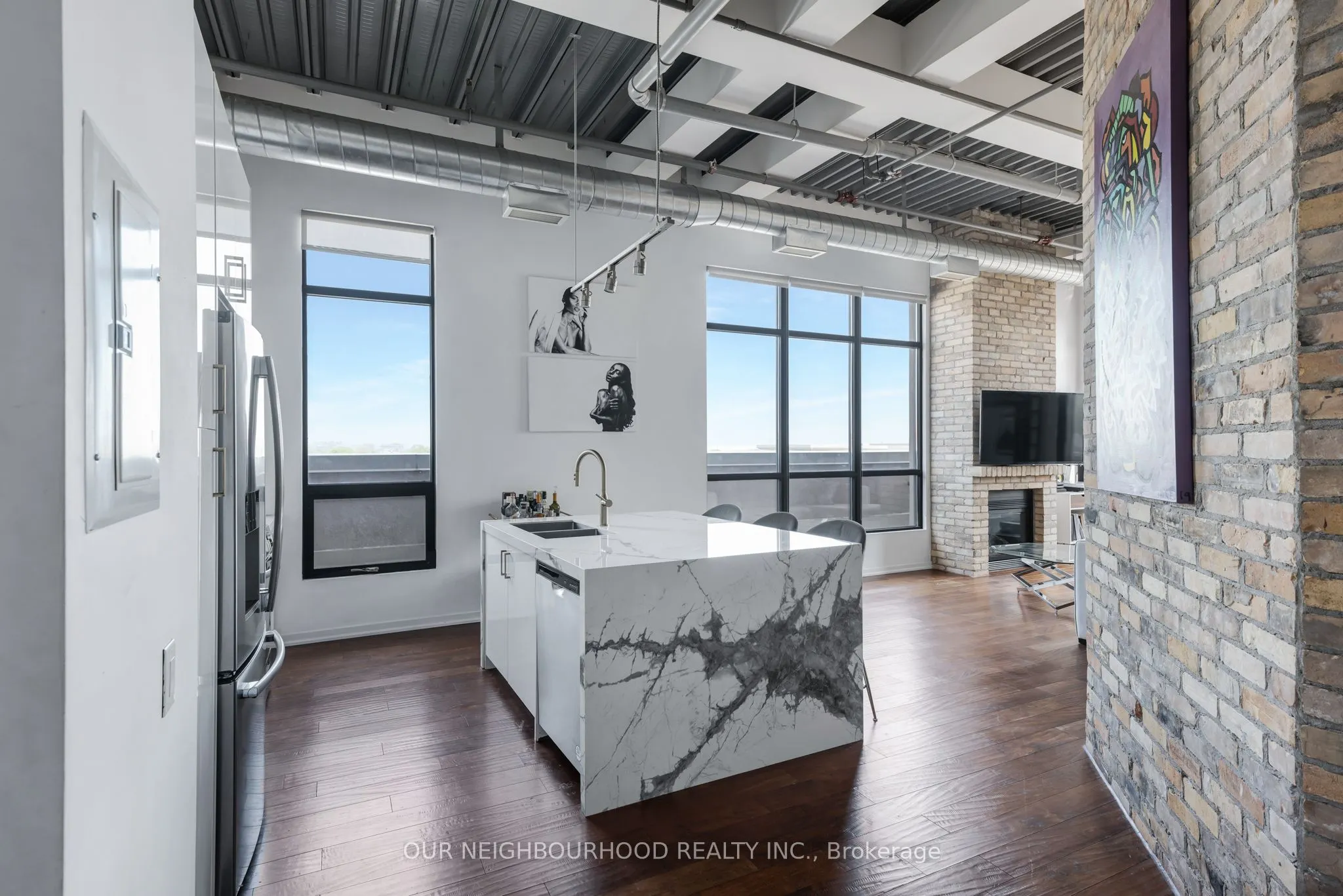 736 Dundas Street E, #PH2