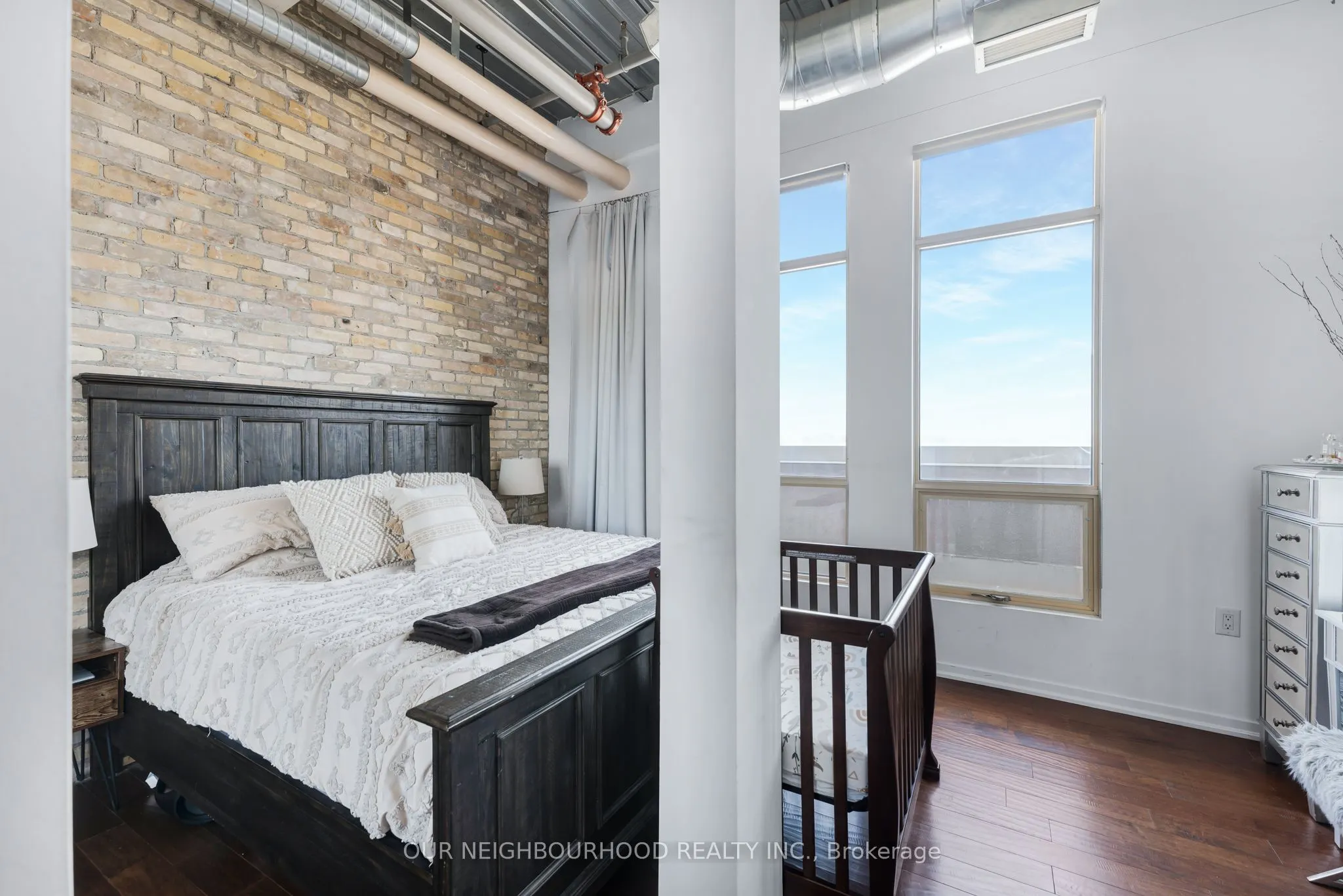 736 Dundas Street E, #PH2