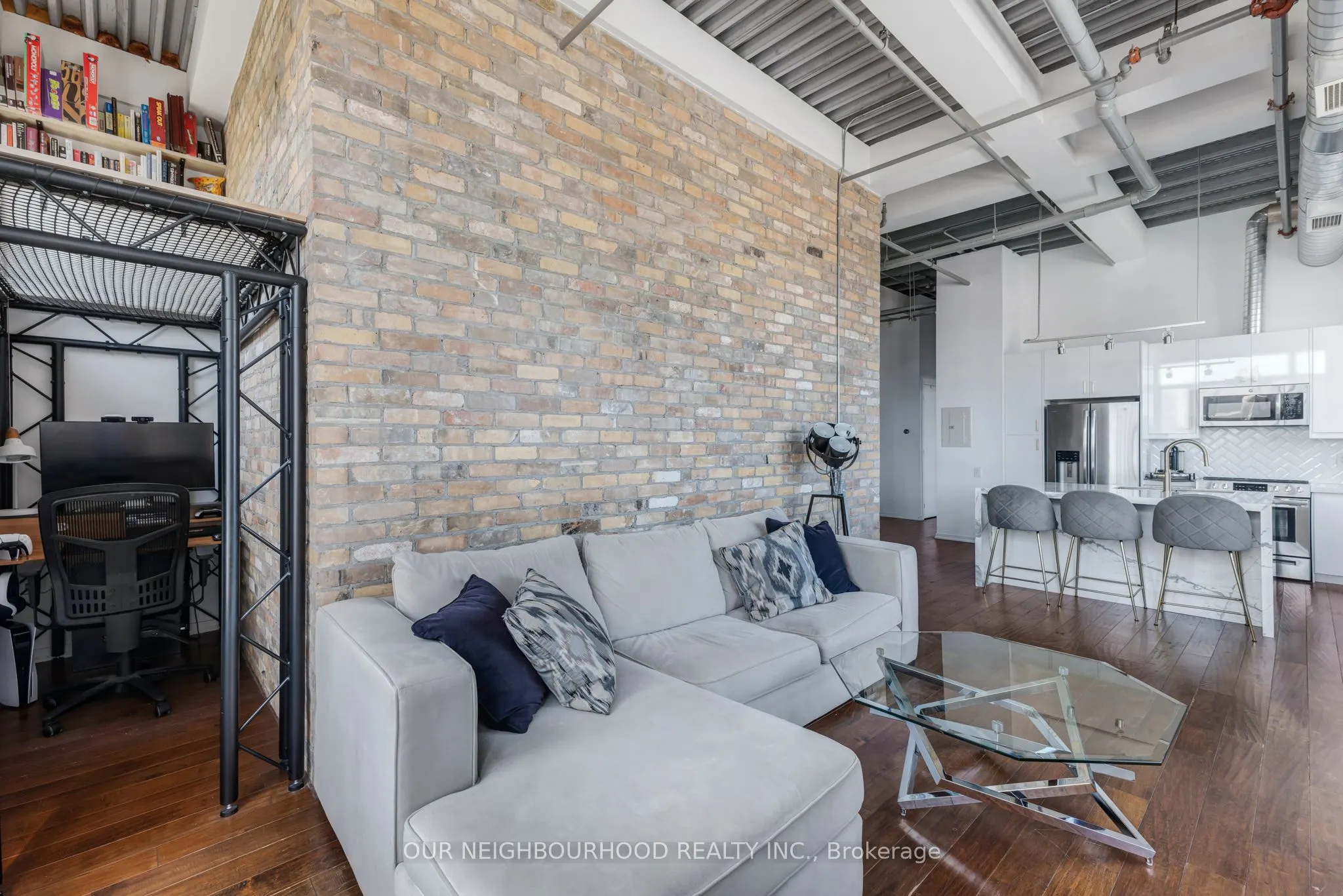 736 Dundas Street E, #PH2