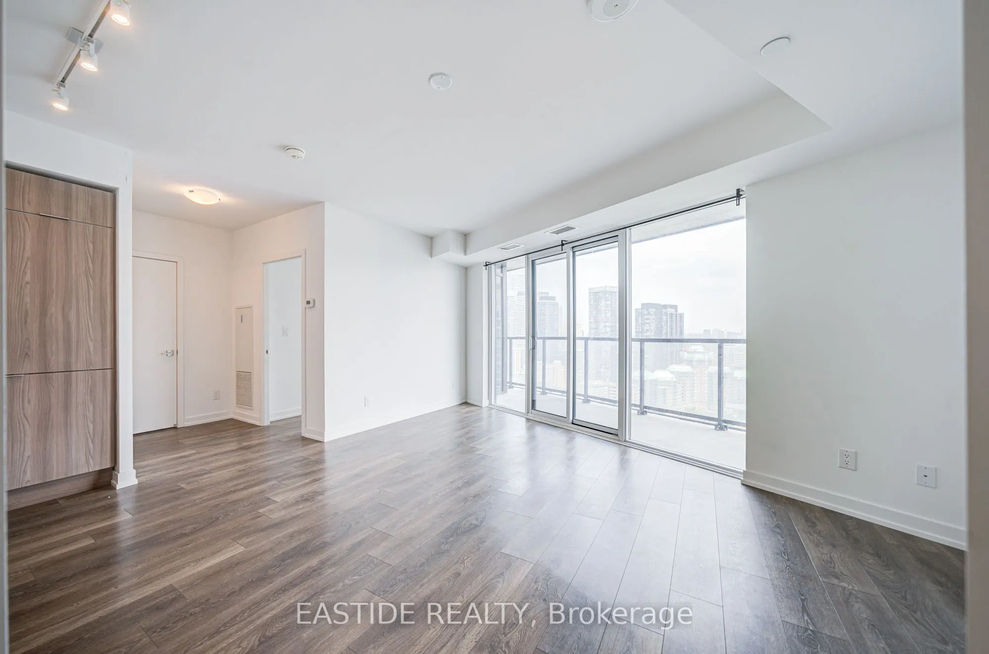 159 Wellesley Street E, #3301