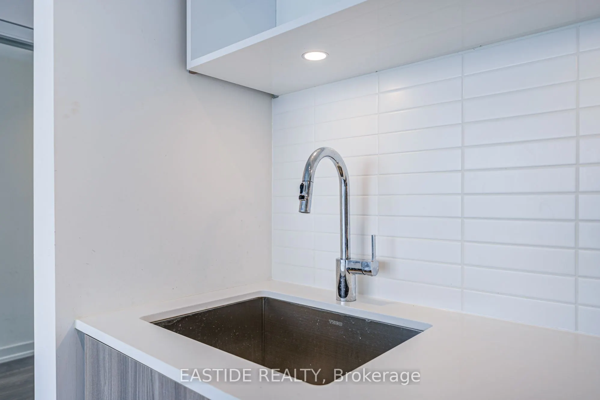159 Wellesley Street E, #3301