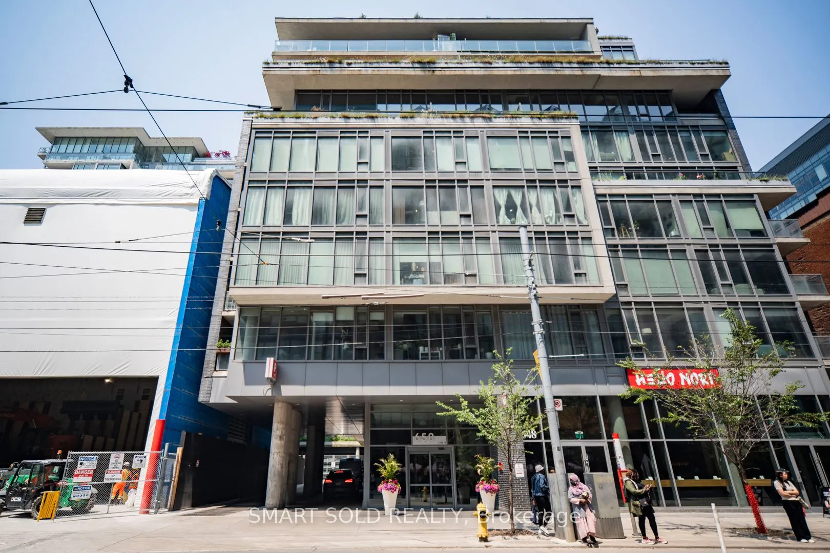 650 King Street W #106