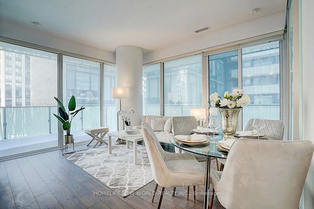 42 Charles Street E, #809