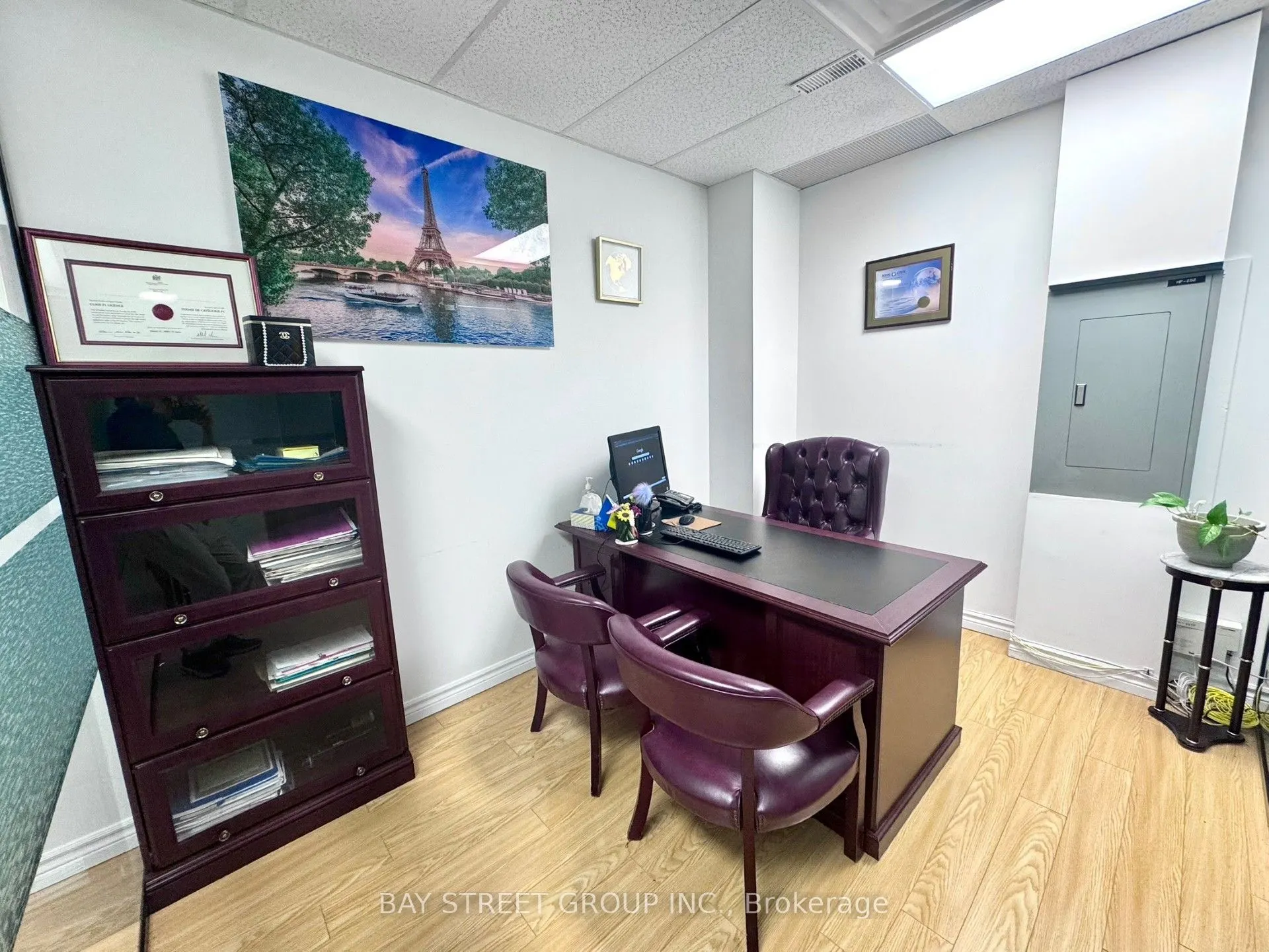 4750 Yonge Street, #352