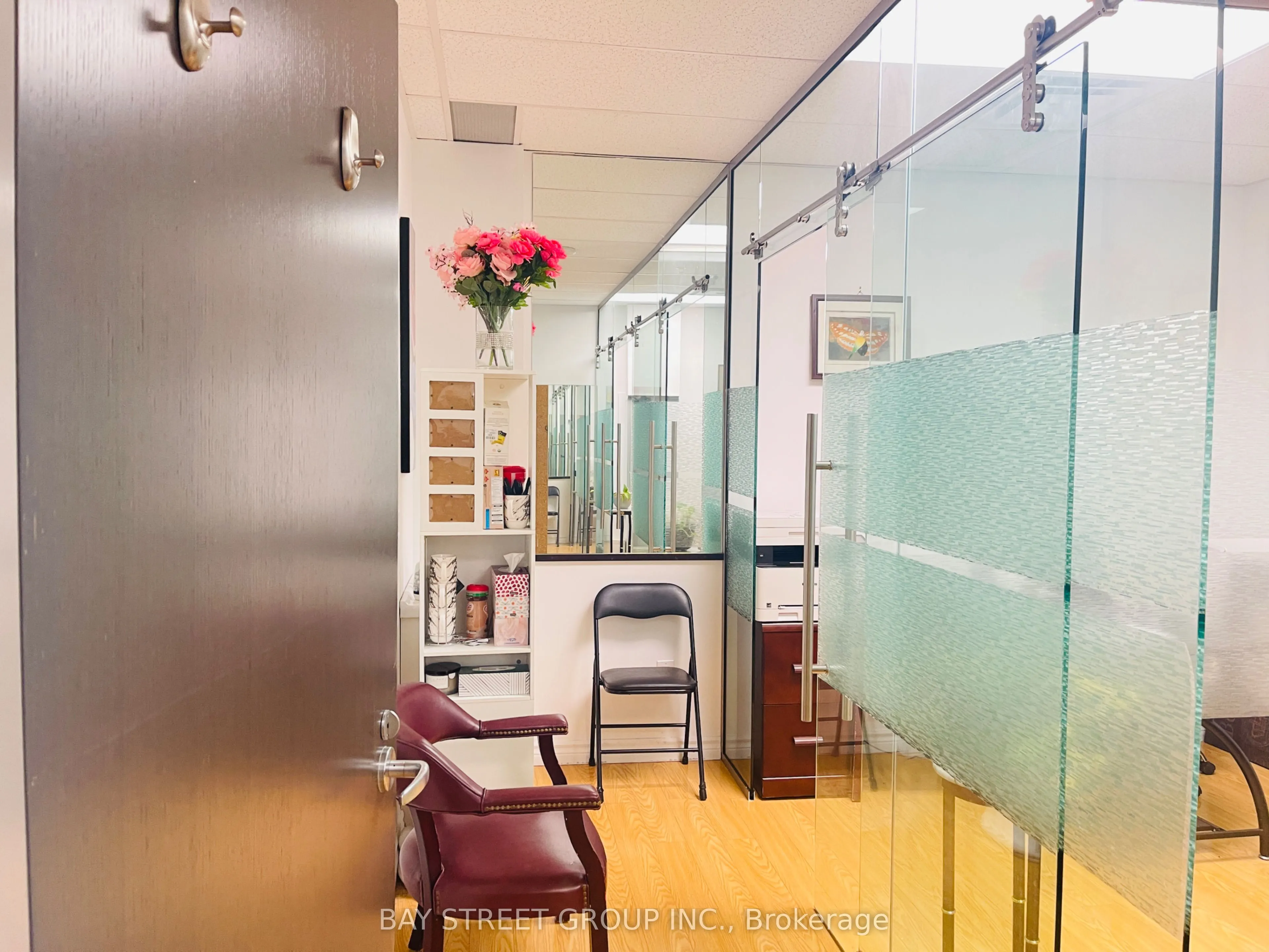 4750 Yonge Street, #352