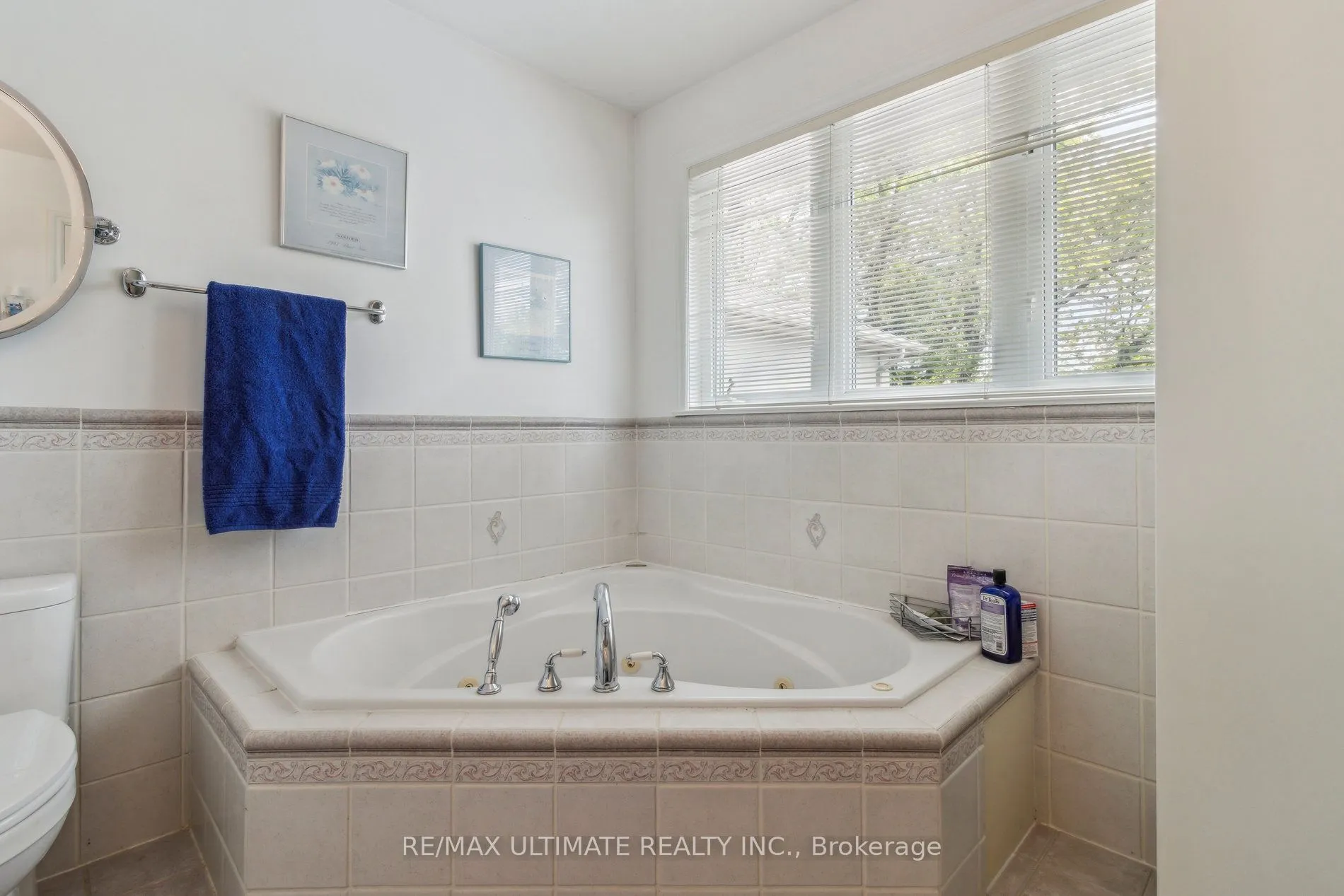 181 Bayview Heights Drive