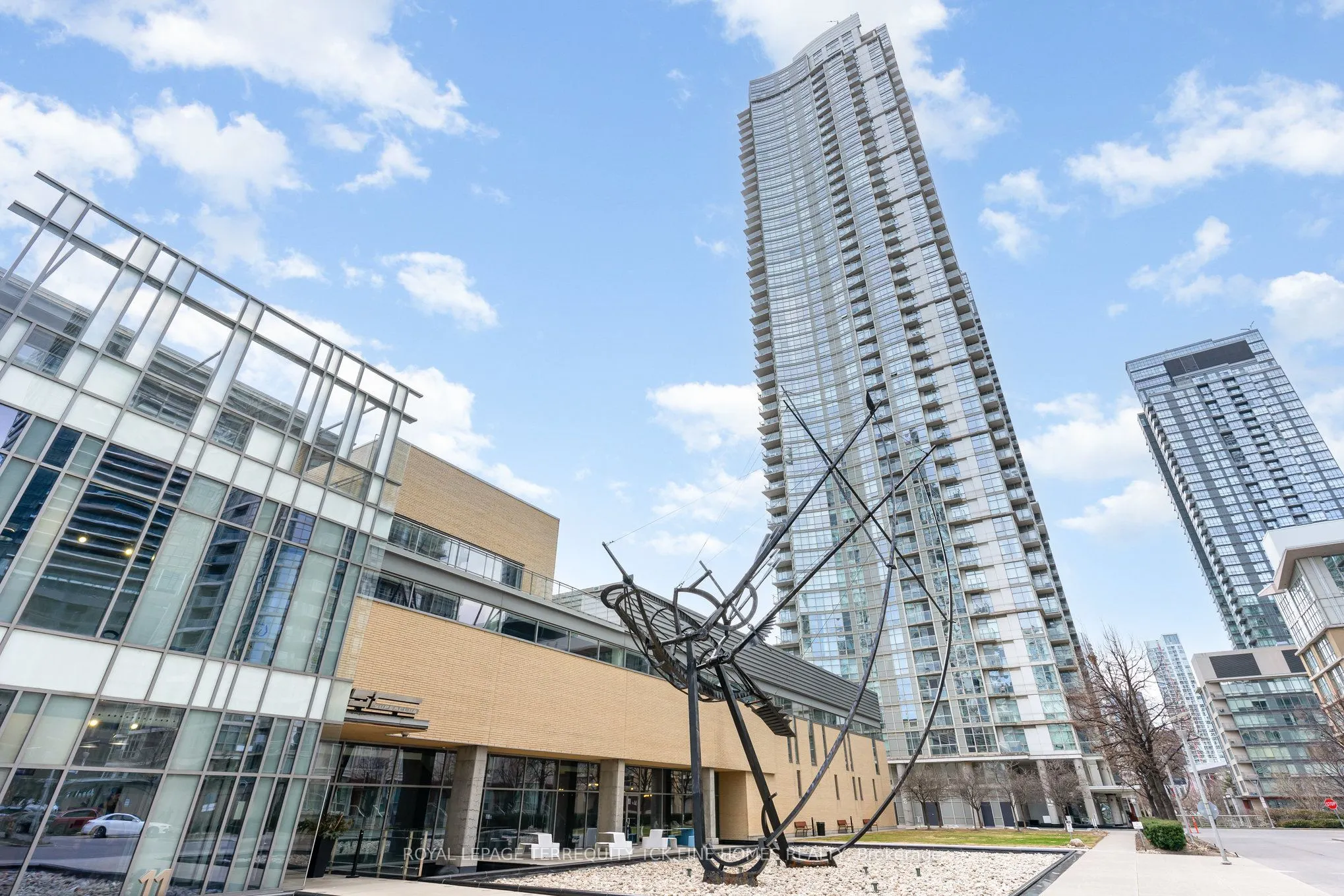 35 Mariner Terrace #5303