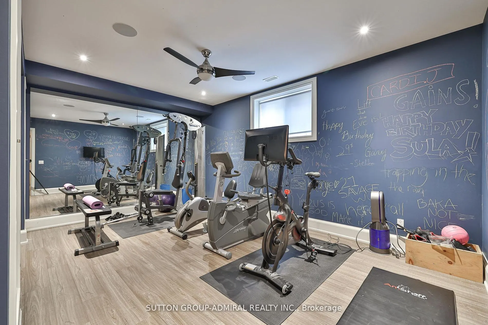 125 Sandringham Drive