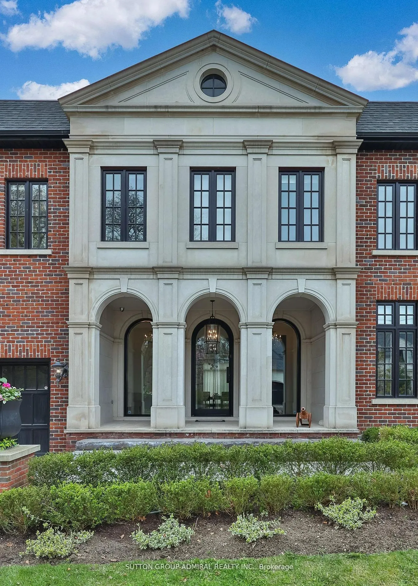125 Sandringham Drive