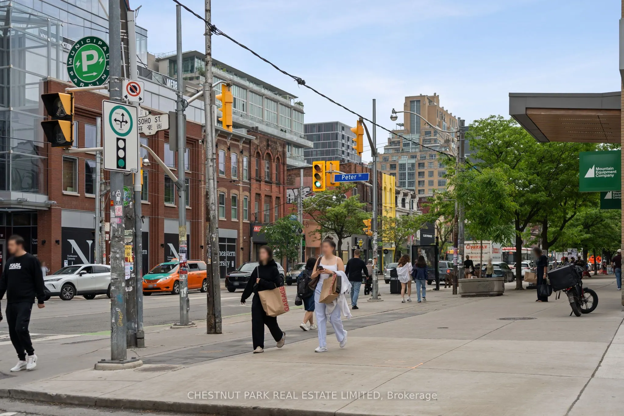 11 Soho Street, #201