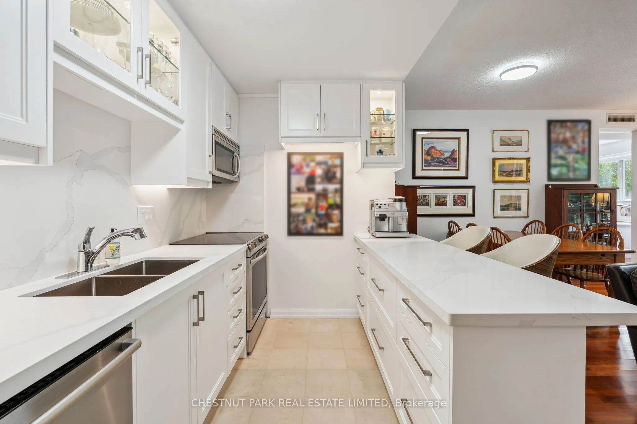 11 Soho Street, #201