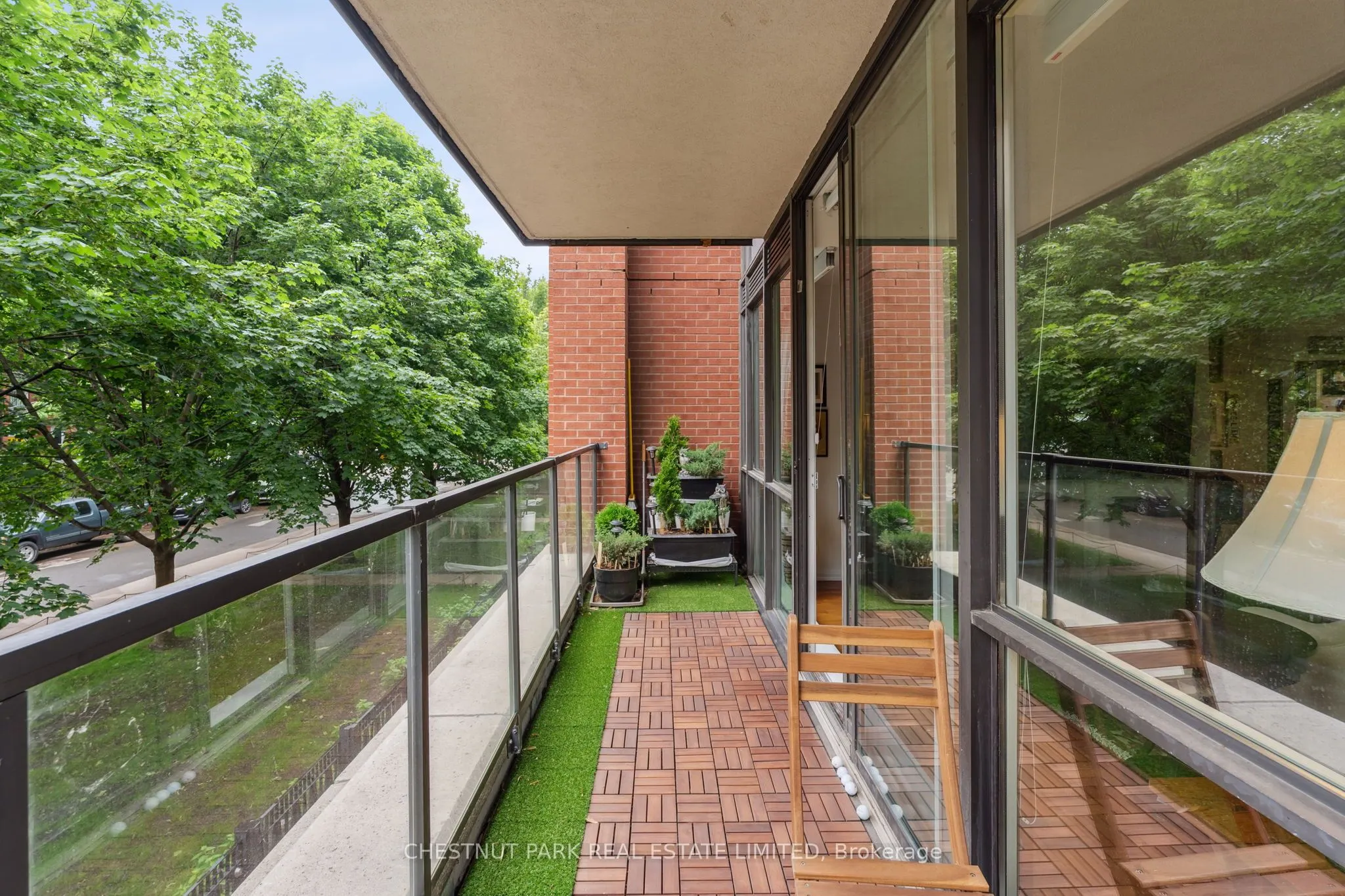 11 Soho Street, #201