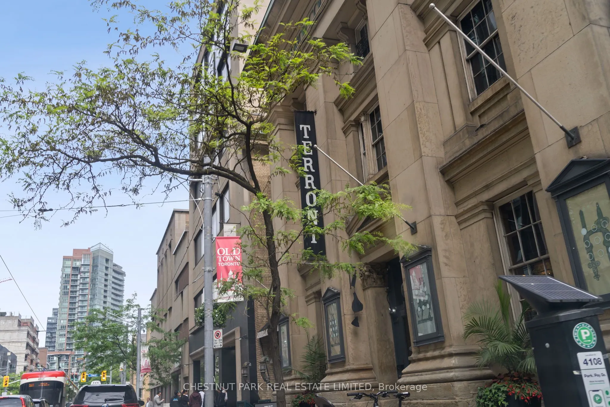 11 Soho Street, #201
