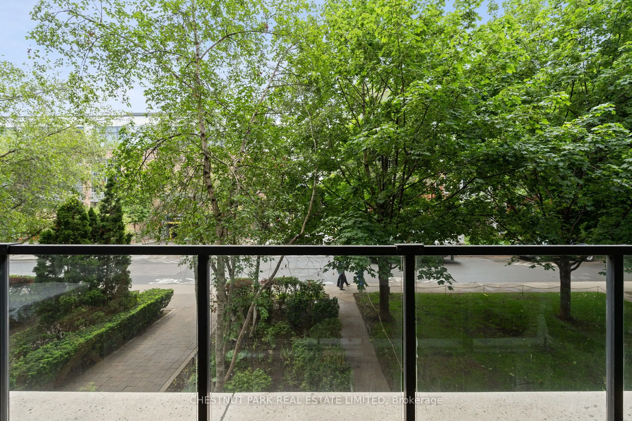 11 Soho Street, #201