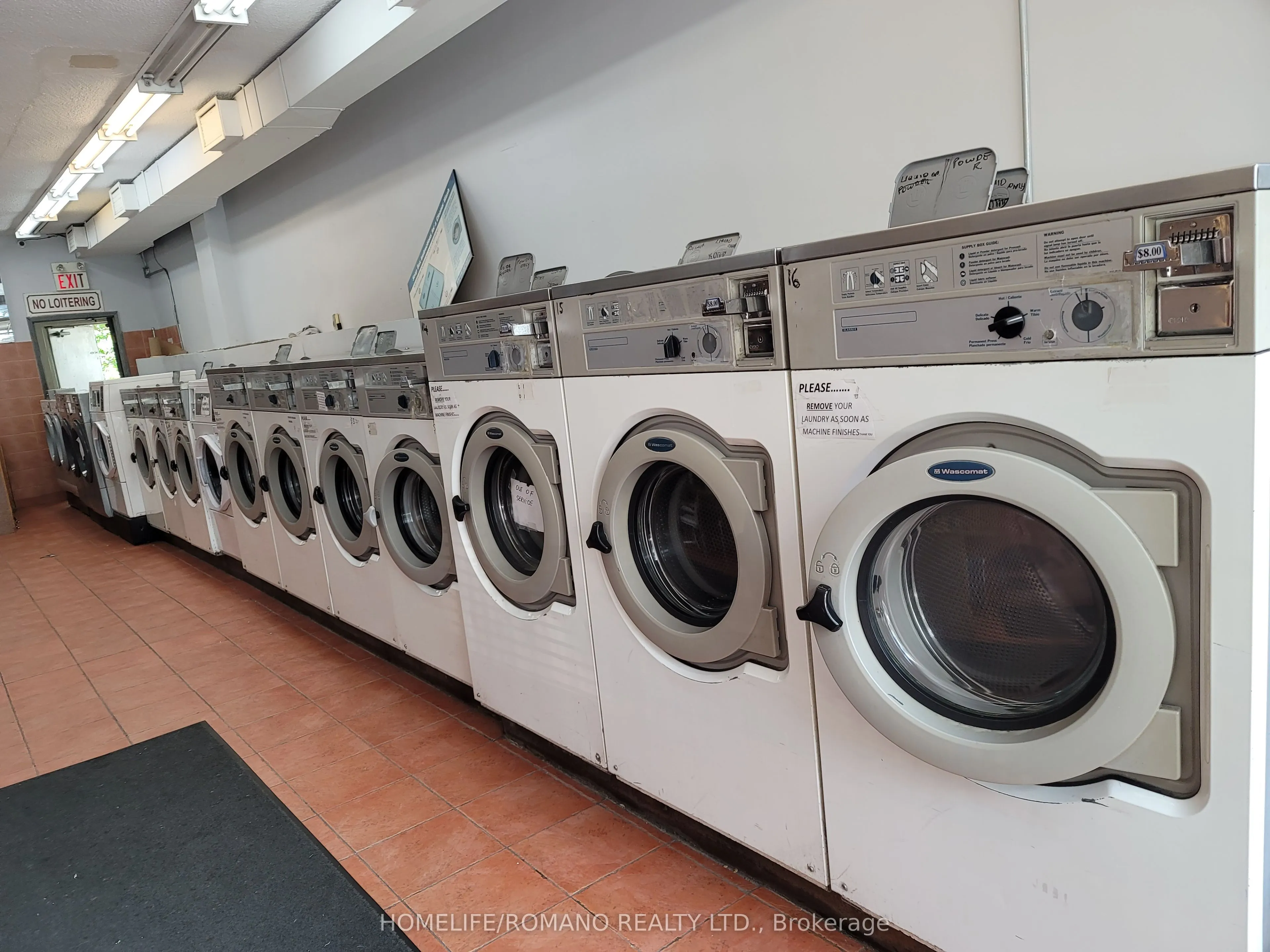 836 Sheppard Avenue W