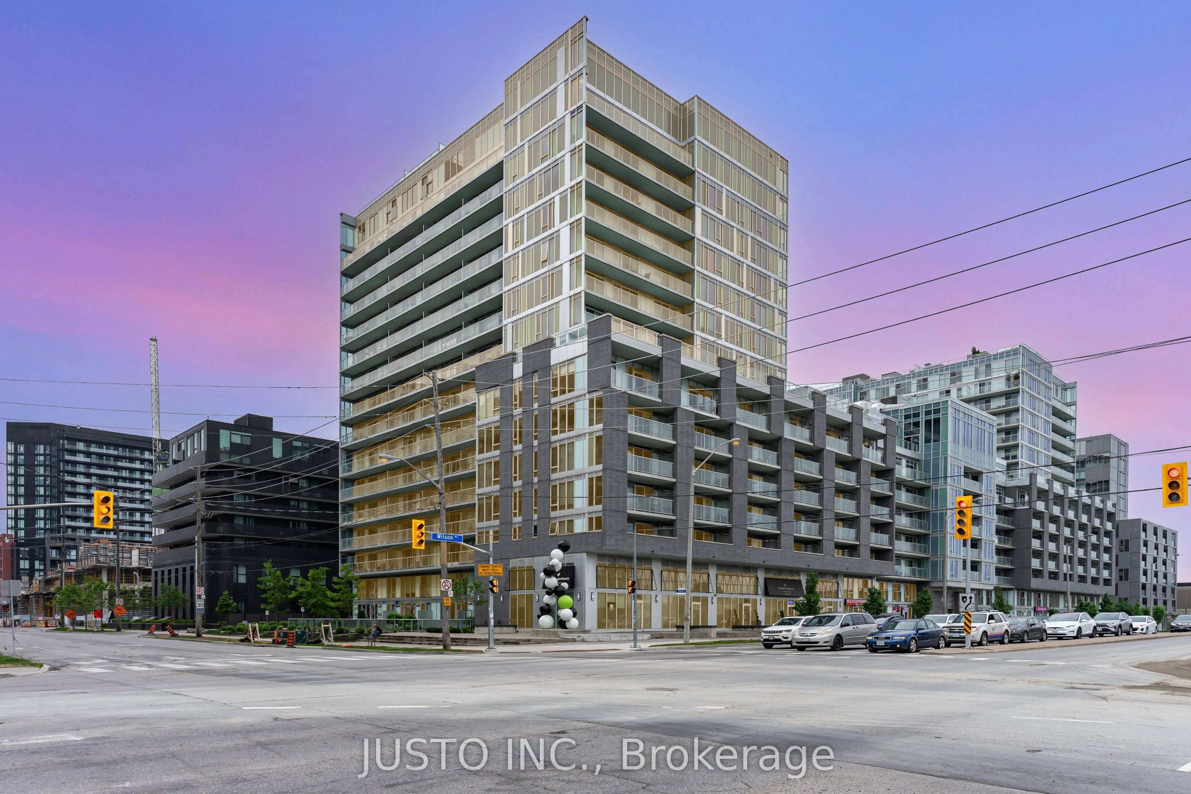 565 Wilson Avenue, #W604