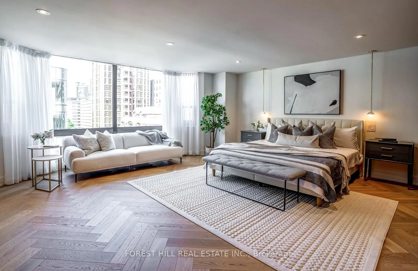1166 Bay Street, #1105