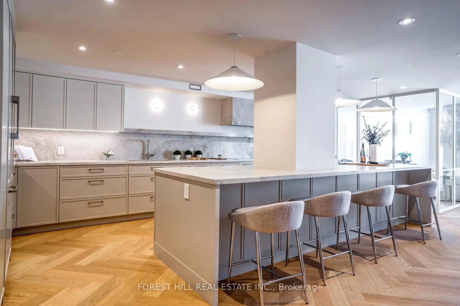 1166 Bay Street, #1105