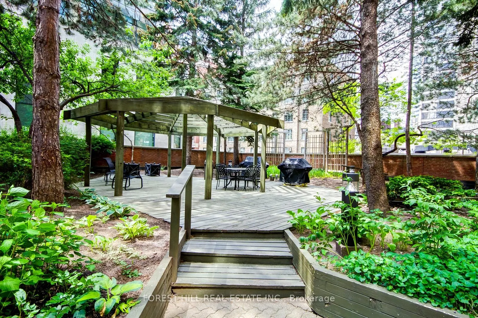1166 Bay Street, #1105