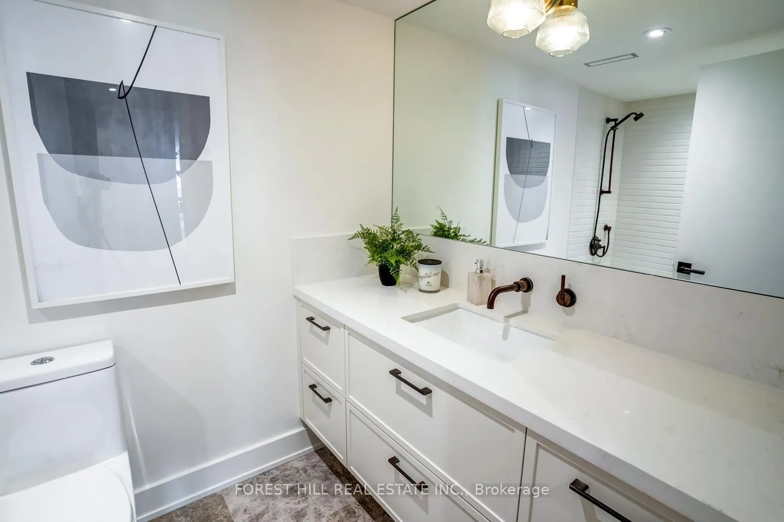 1166 Bay Street, #1105