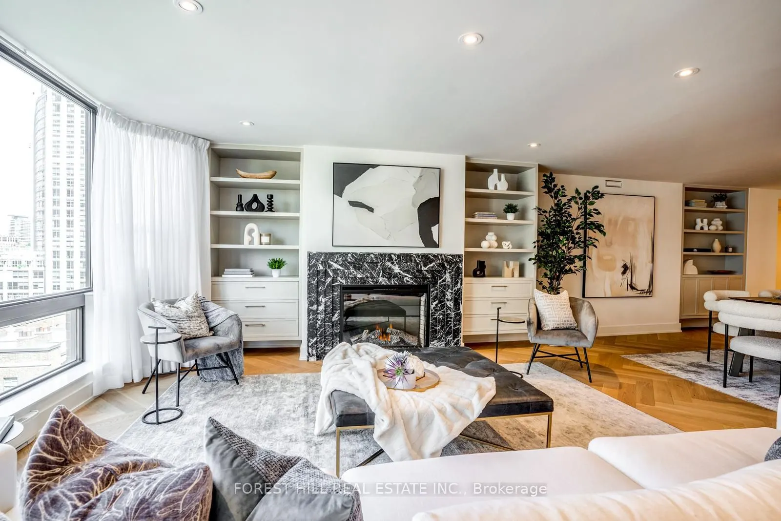 1166 Bay Street, #1105