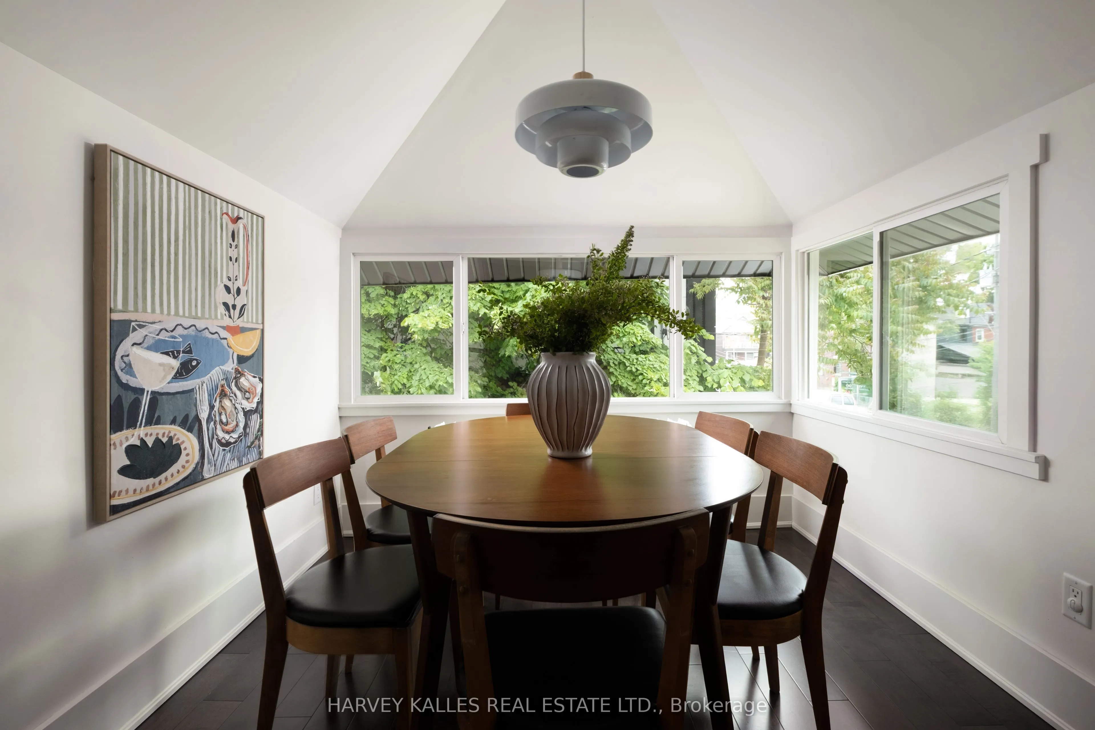 410 Roxton Road