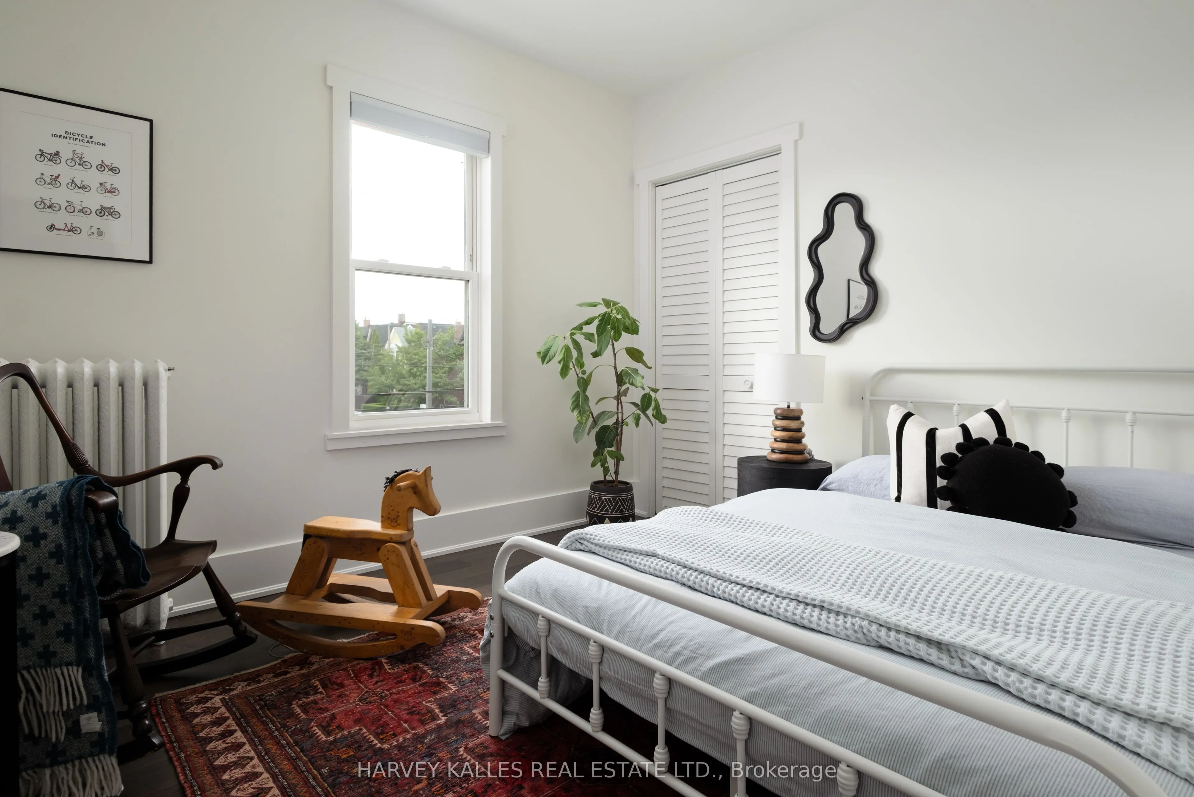 410 Roxton Road