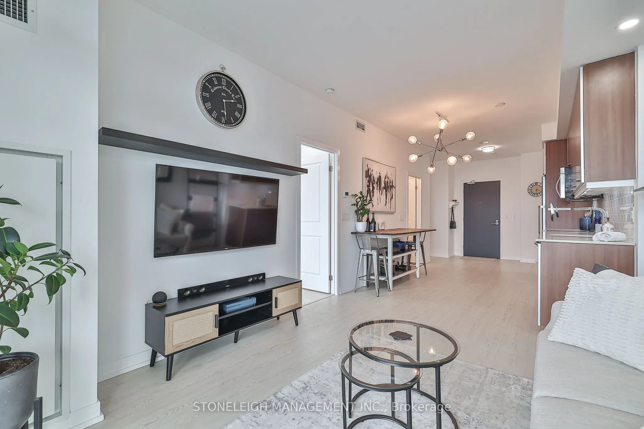 105 George Street, #1306