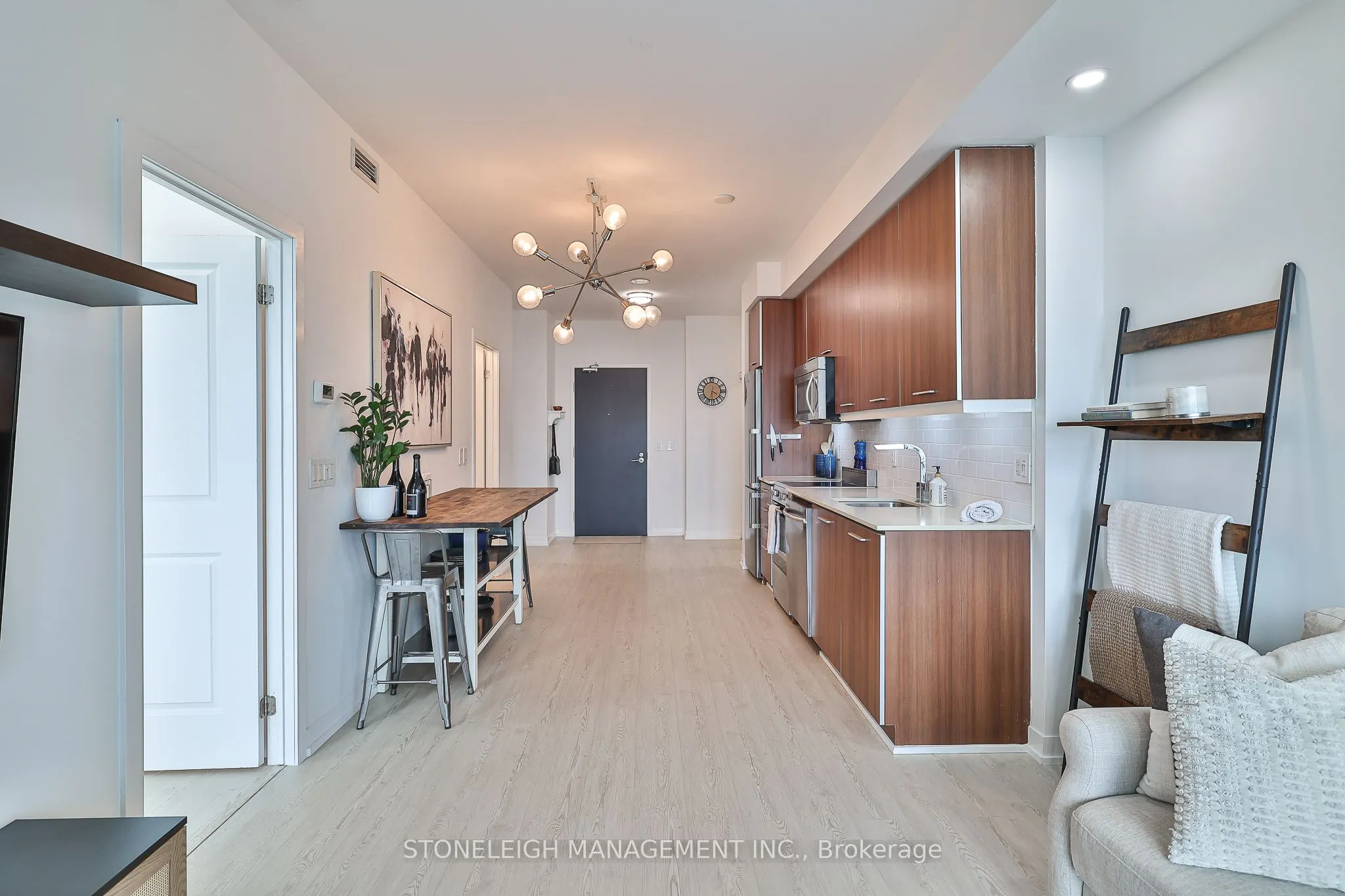105 George Street, #1306