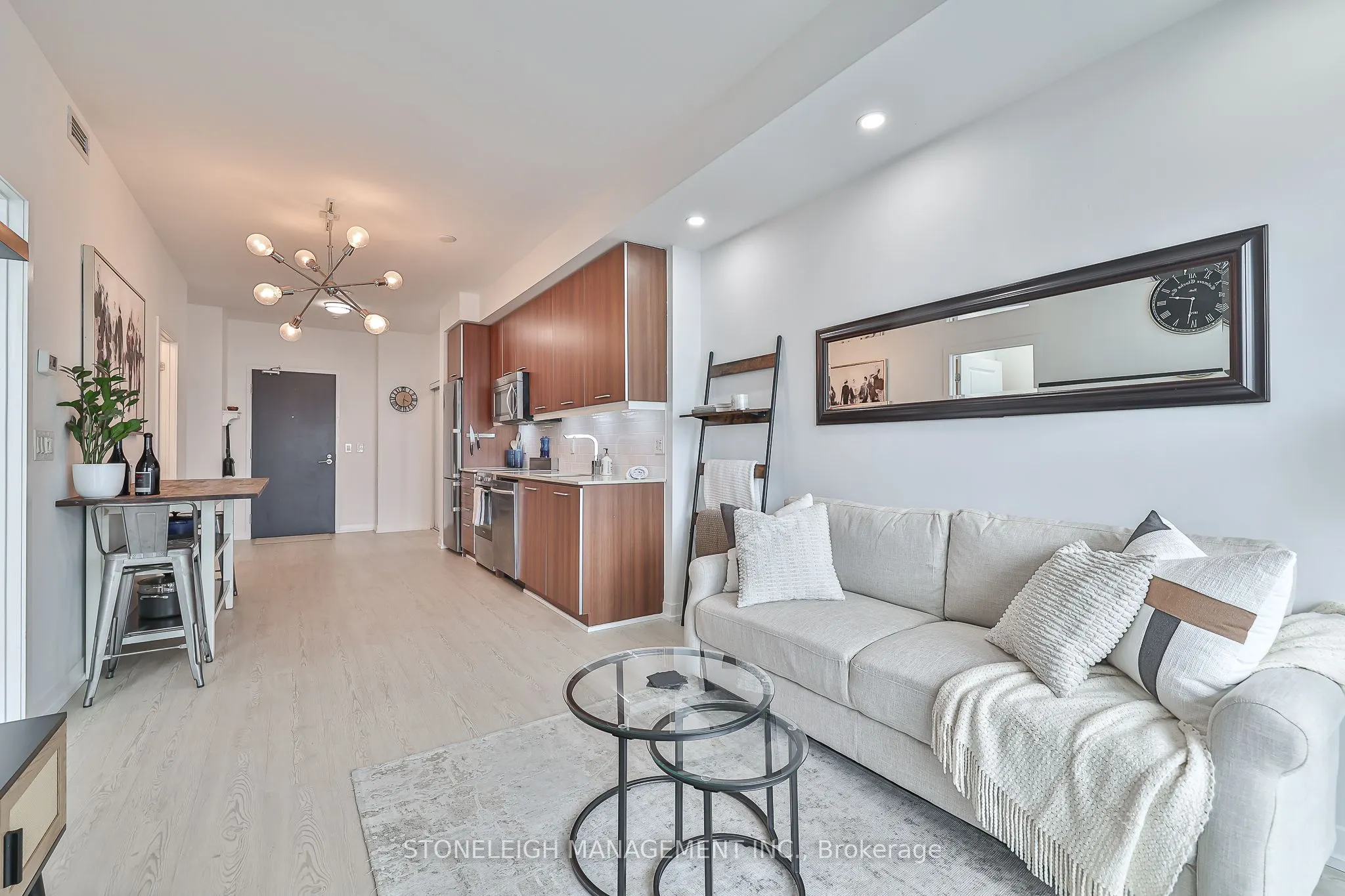 105 George Street, #1306