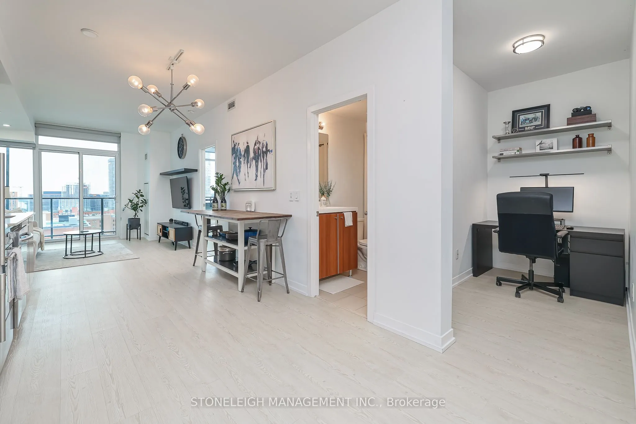 105 George Street, #1306