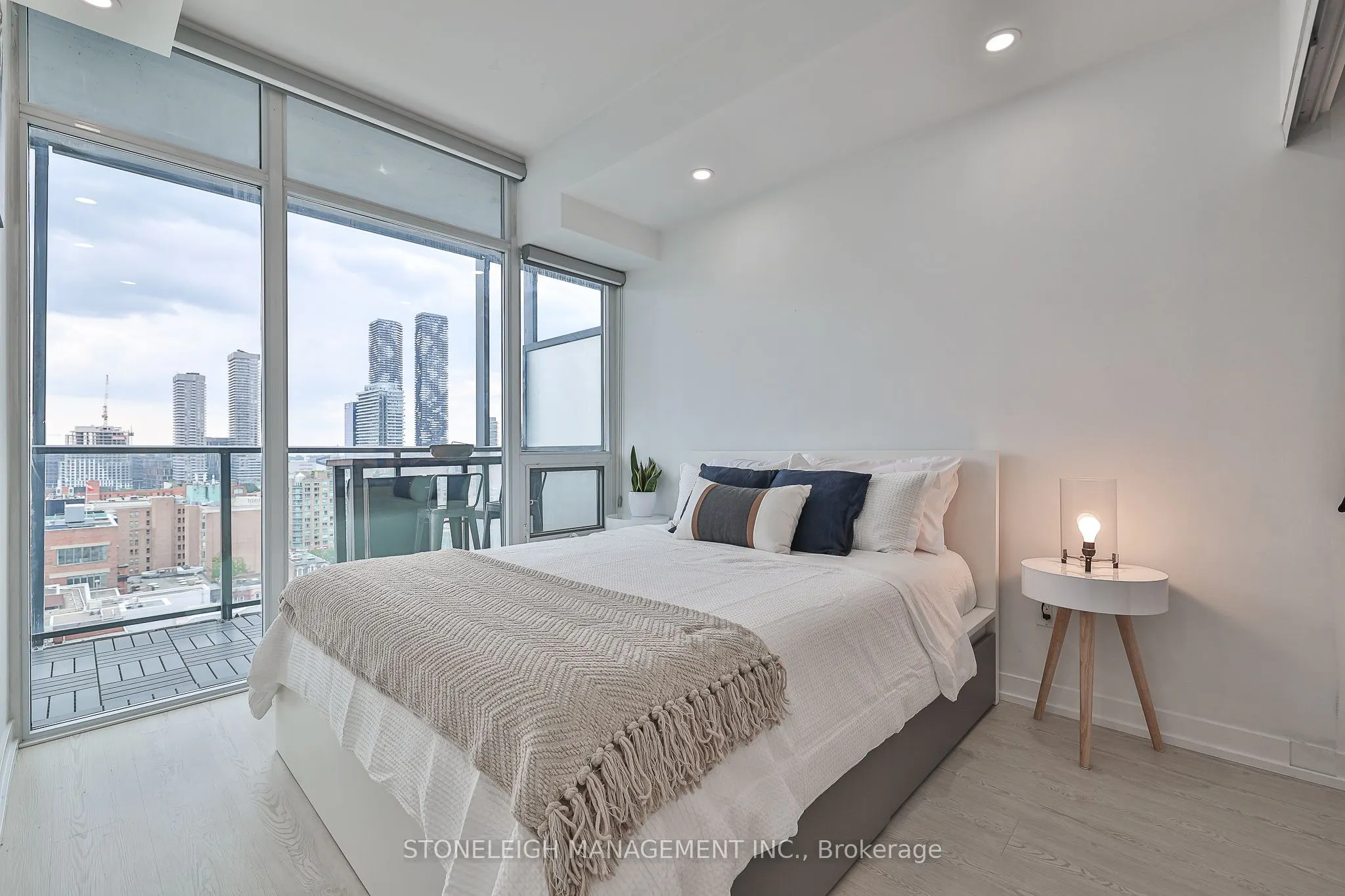 105 George Street, #1306